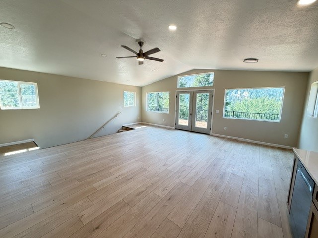 888 Riverbend Road Property Photo 10