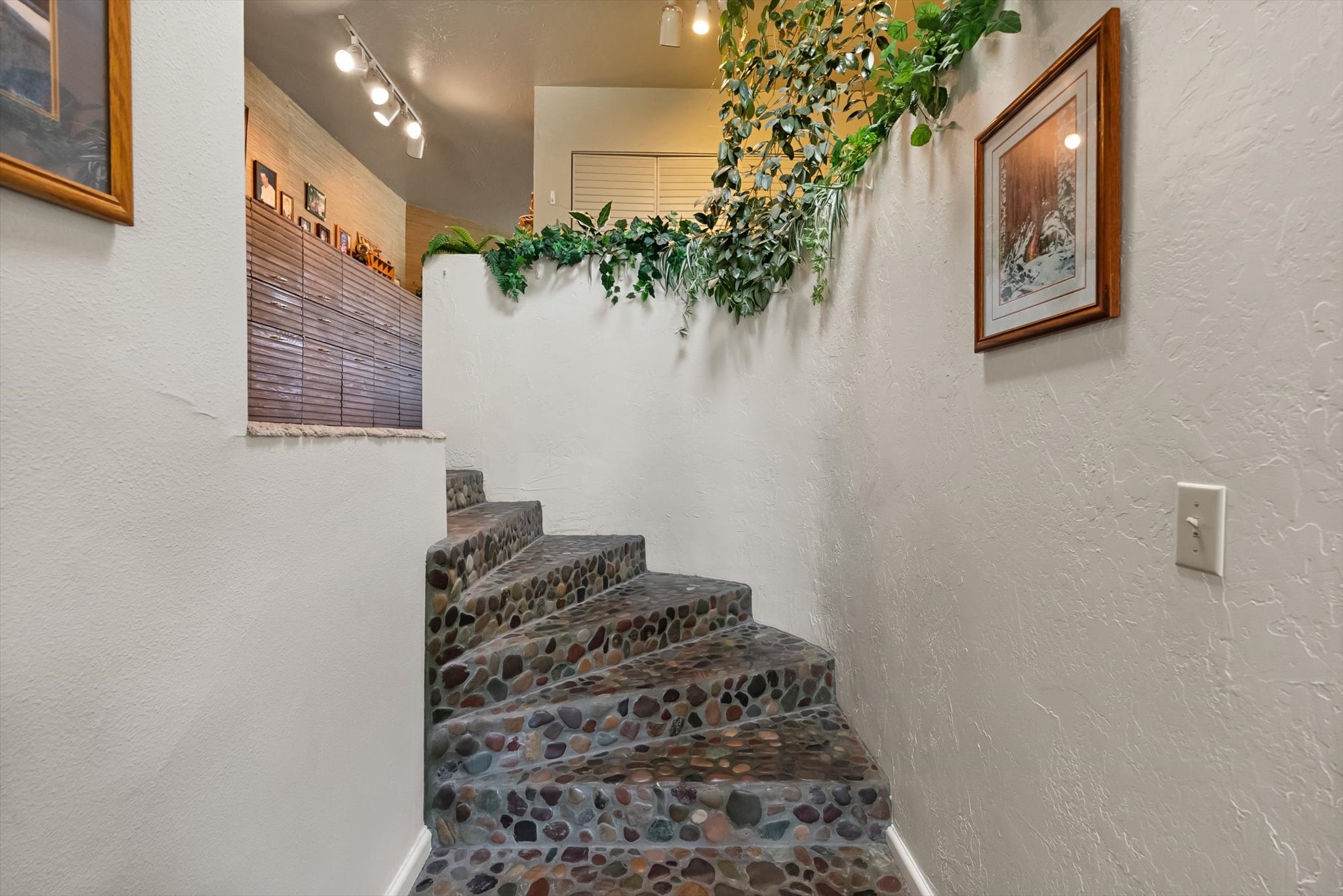 1396 Thunder Road Property Photo 13