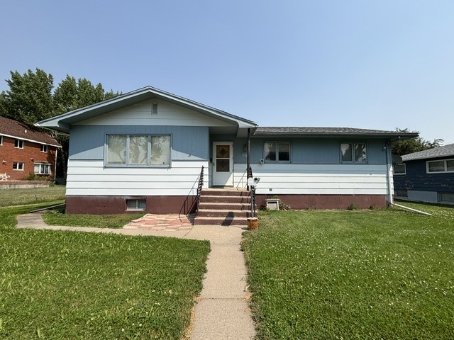 740 Hill Avenue Property Photo 1