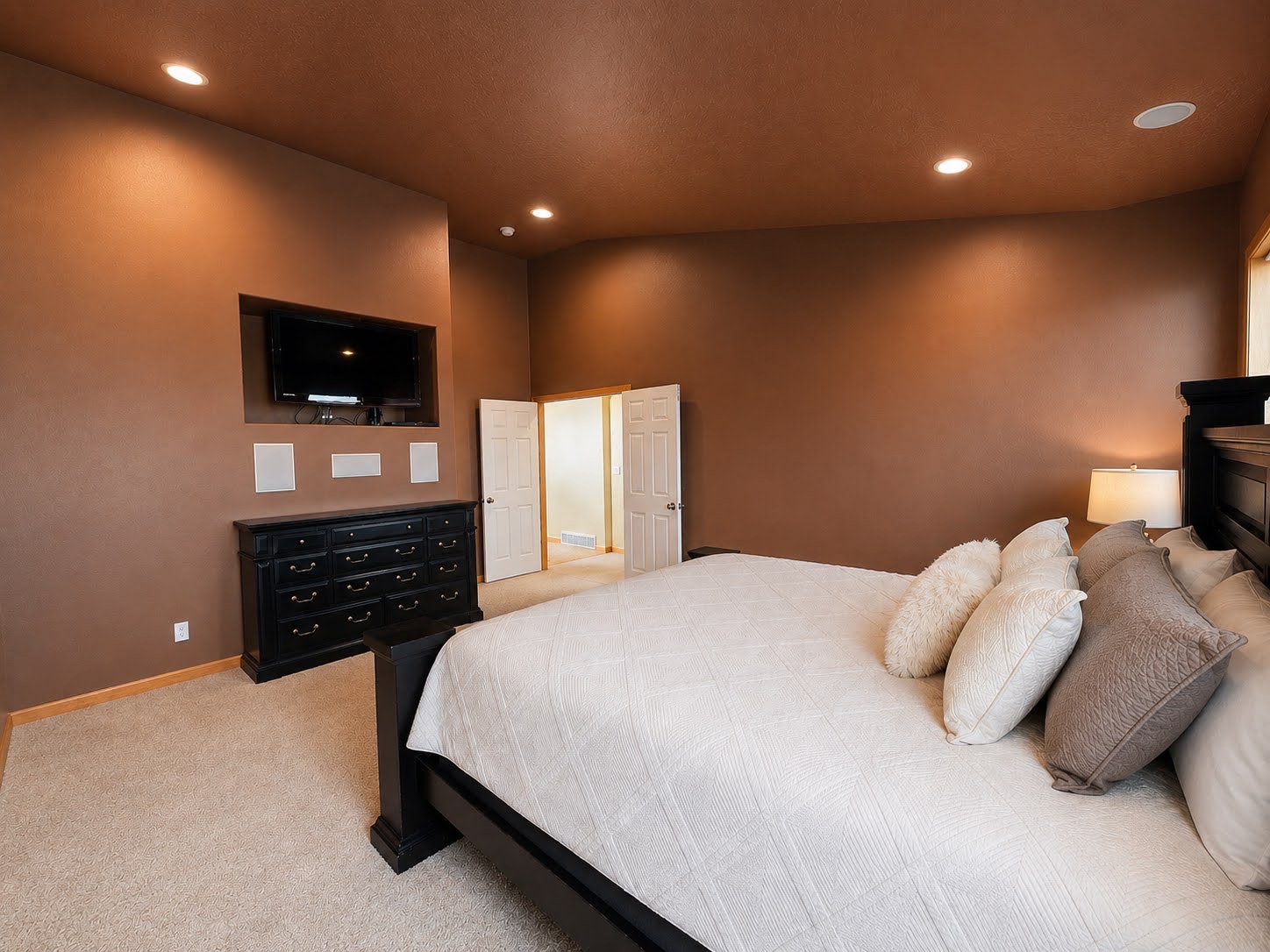 1300 Beargrass Drive Property Photo 18