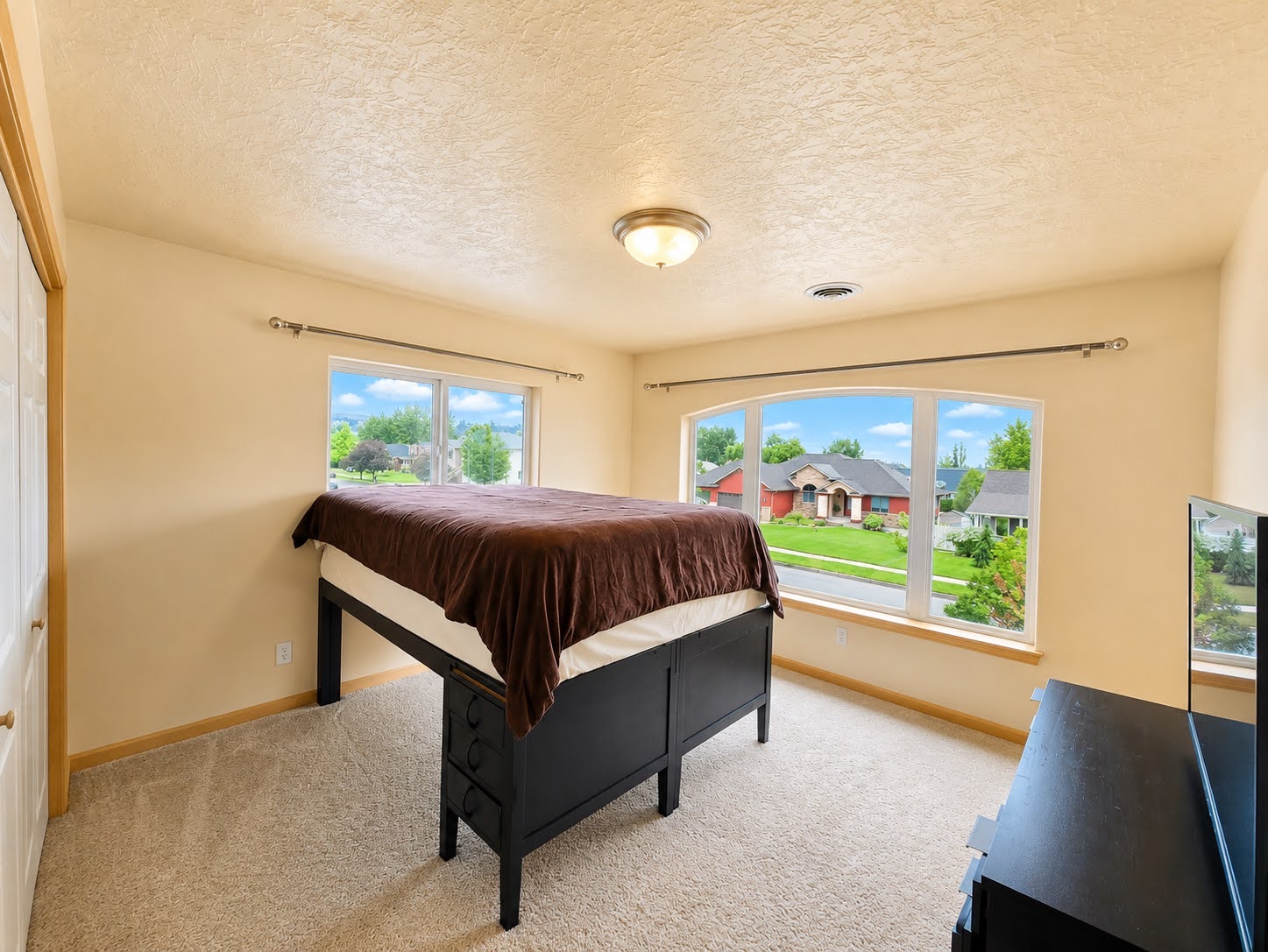 1300 Beargrass Drive Property Photo 30