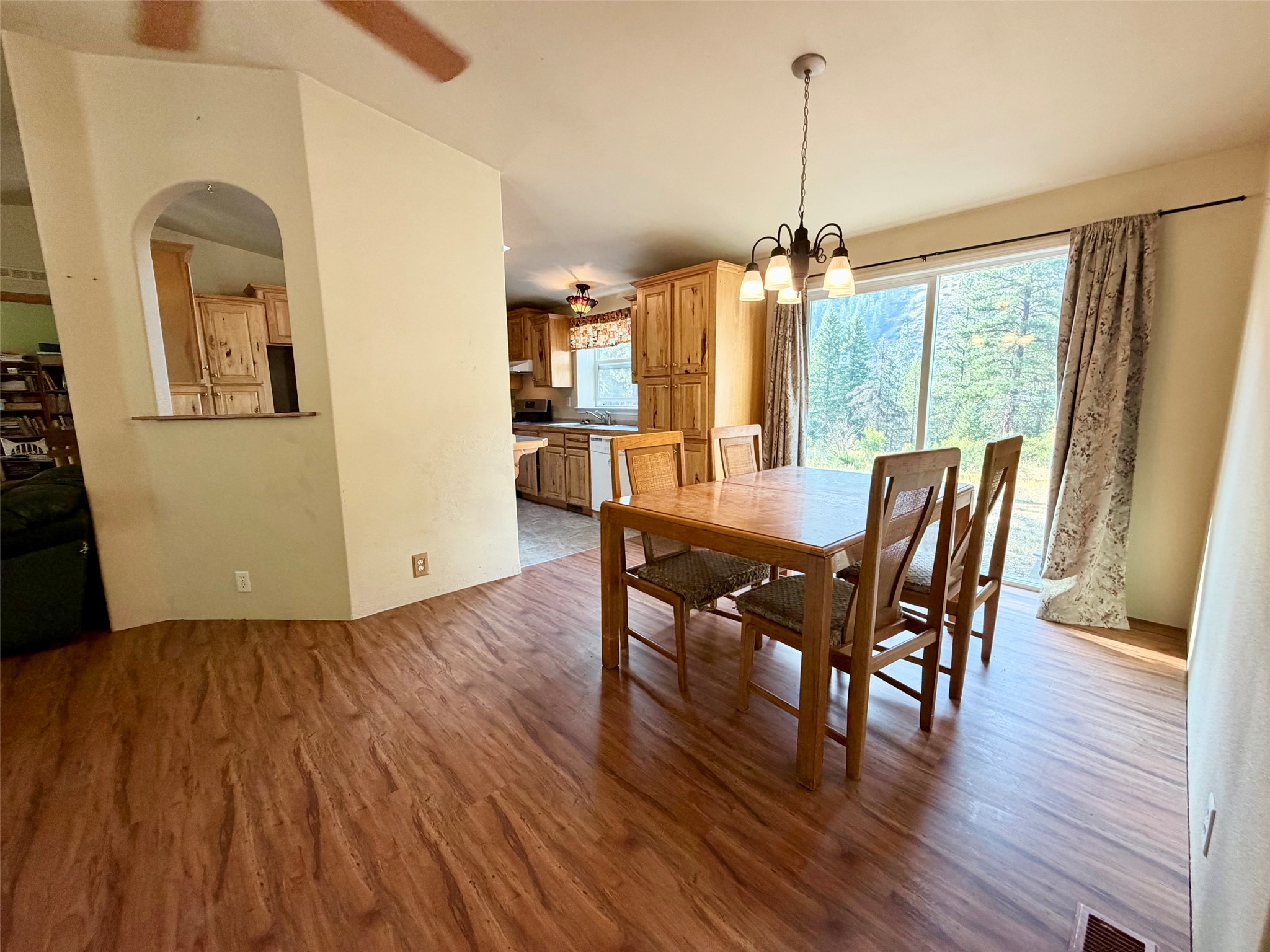 37 Bighorn Road Property Photo 10