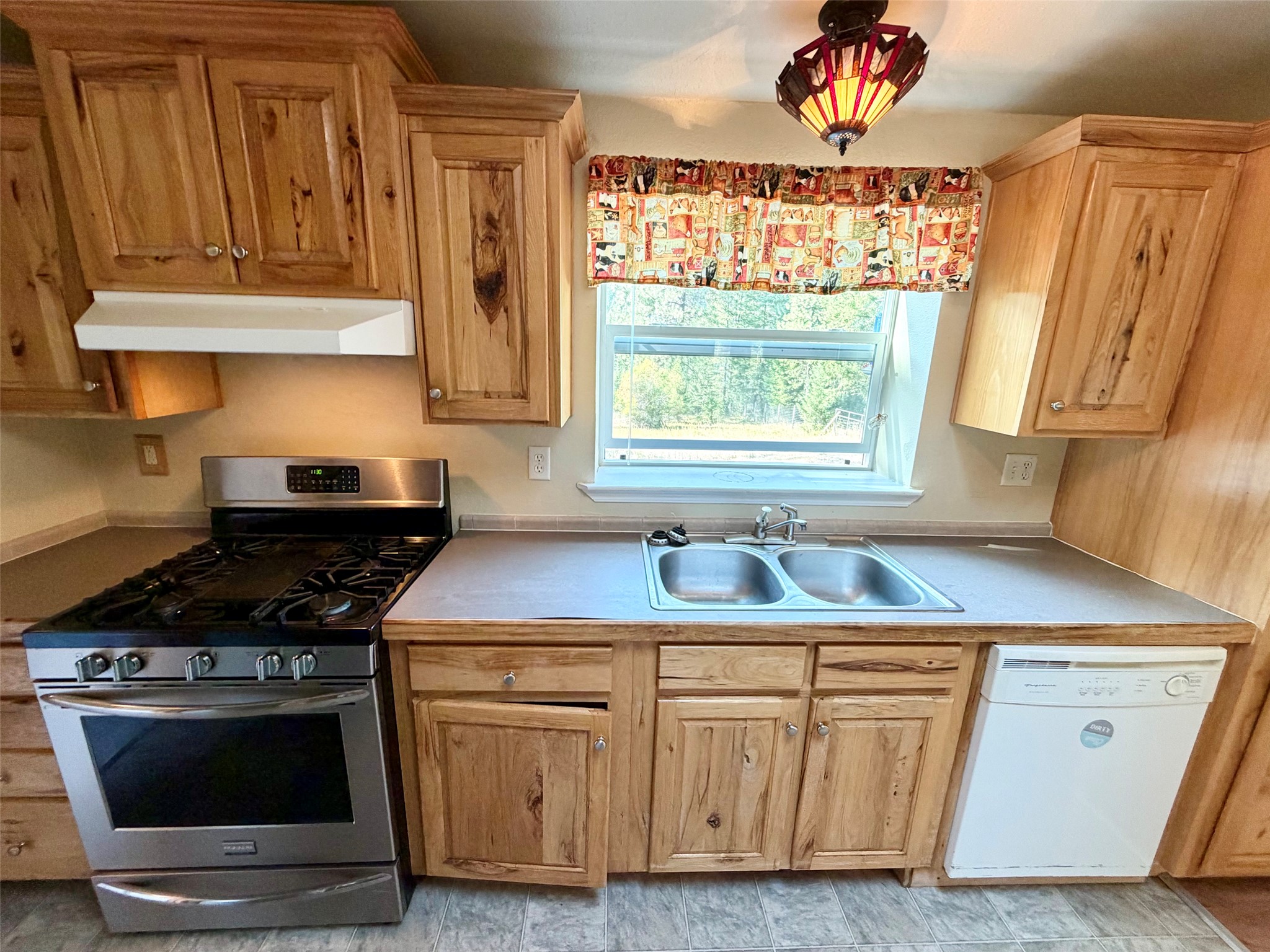 37 Bighorn Road Property Photo 13