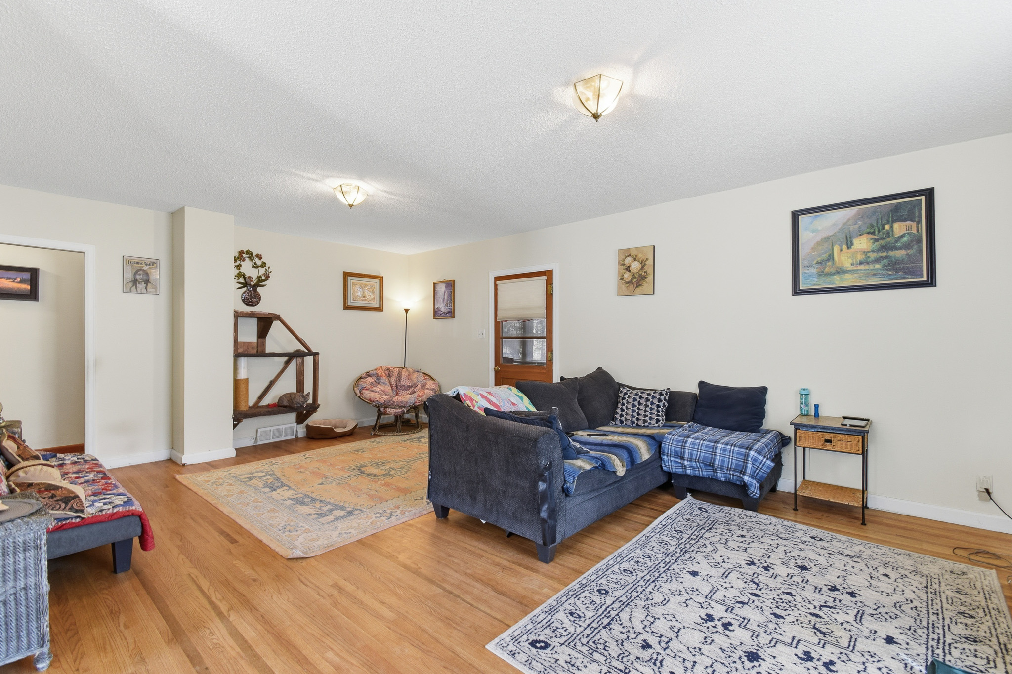 175 Main Street N Property Photo 7