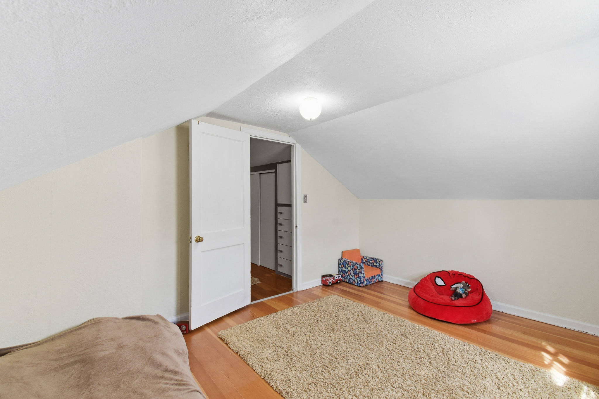 175 Main Street N Property Photo 34