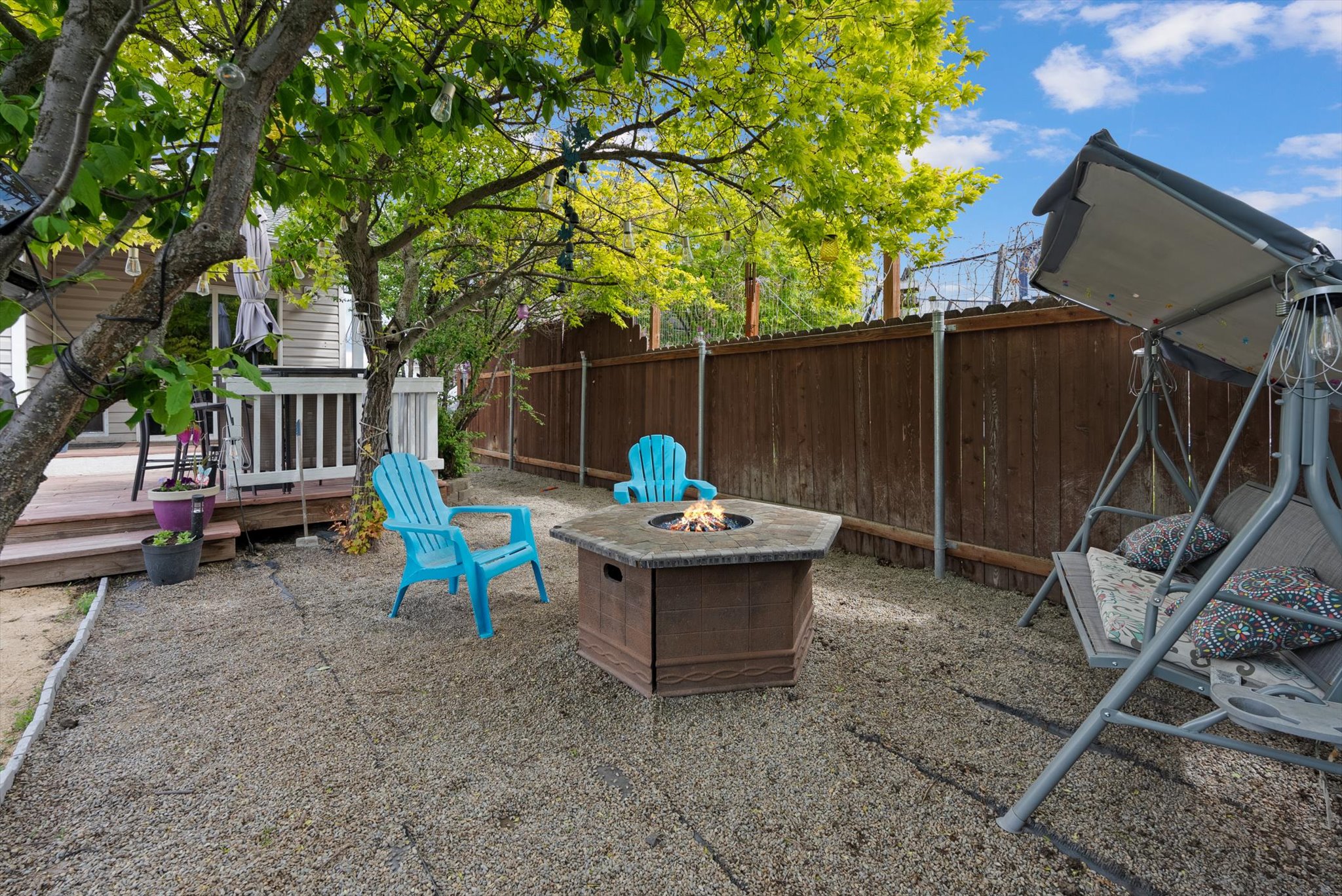 206 Phoenix Street Property Photo 2