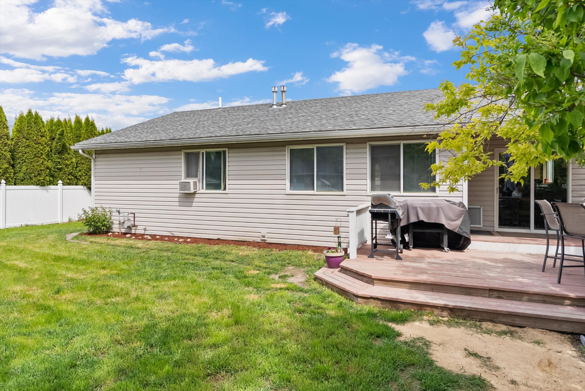 206 Phoenix Street Property Photo 22