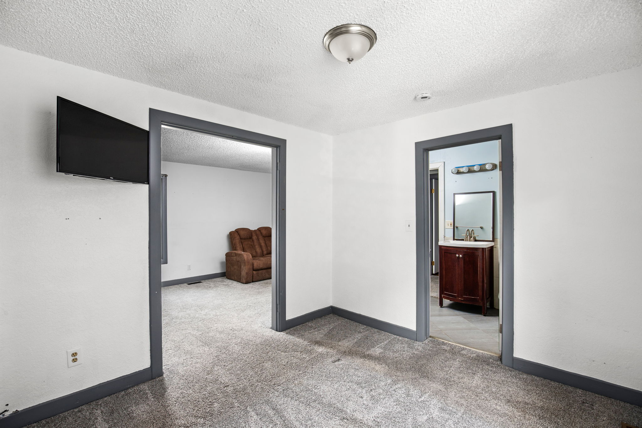 701 6th Avenue N Property Photo 15