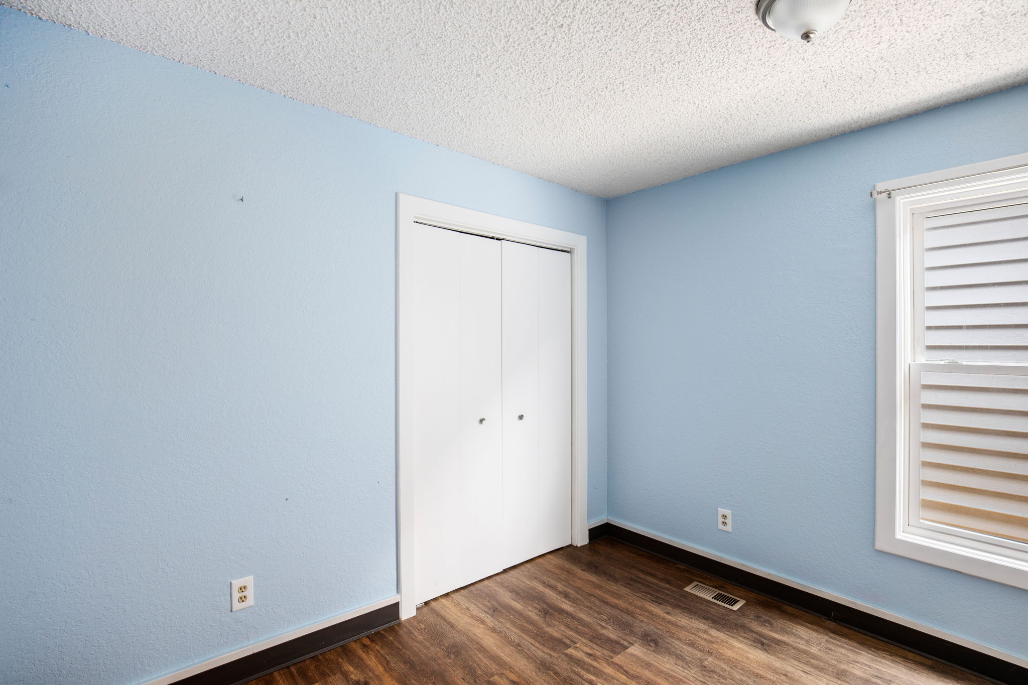 701 6th Avenue N Property Photo 17