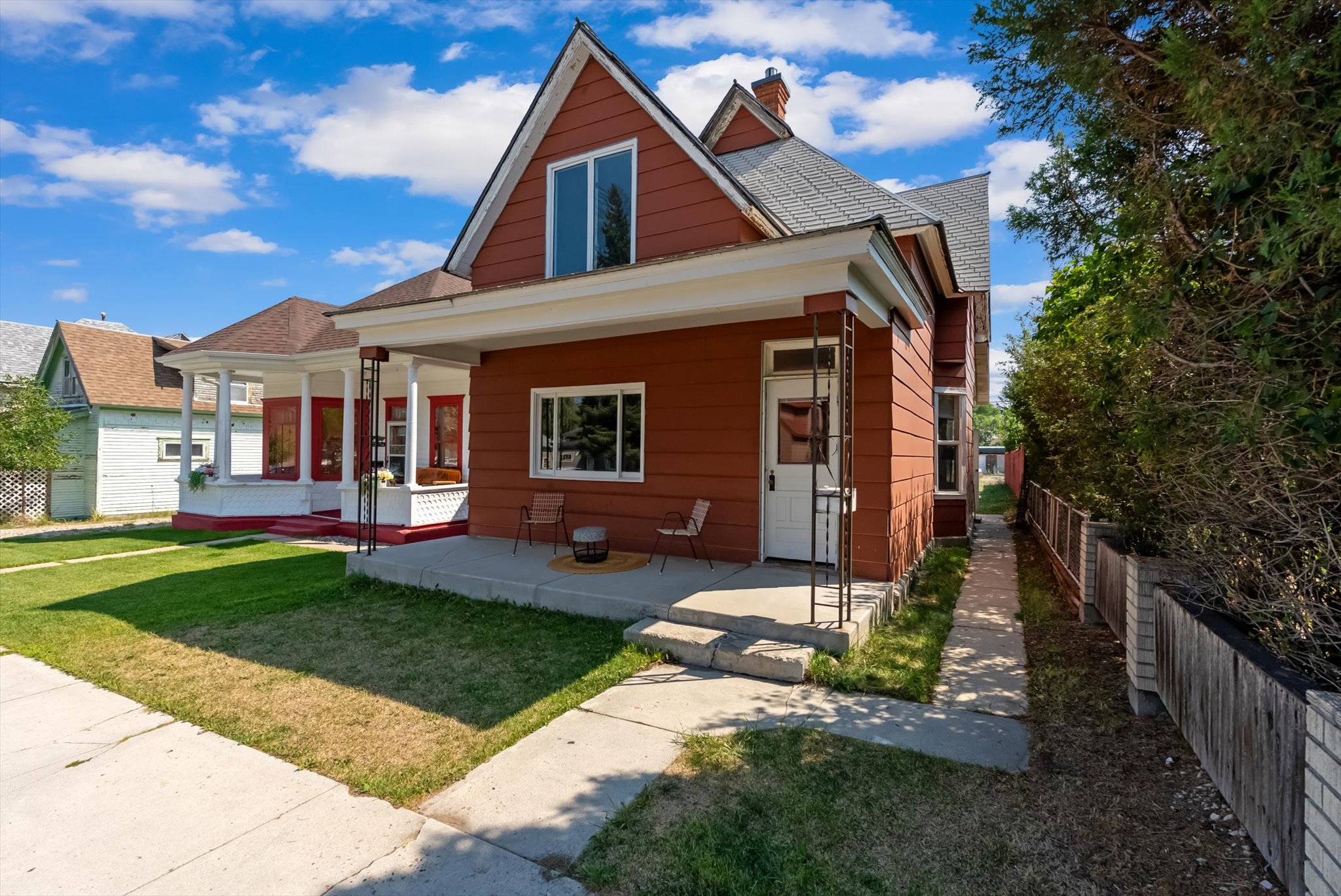 513 Oak Street Property Photo 1