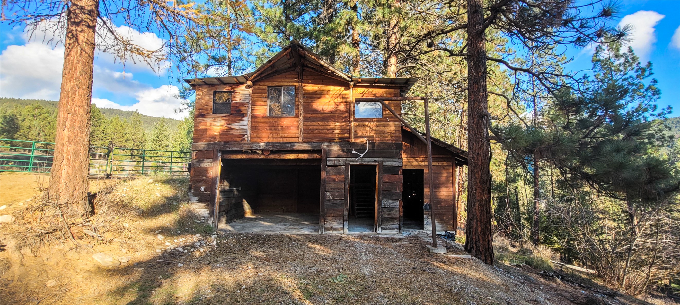 37 Wades Road Property Photo 3