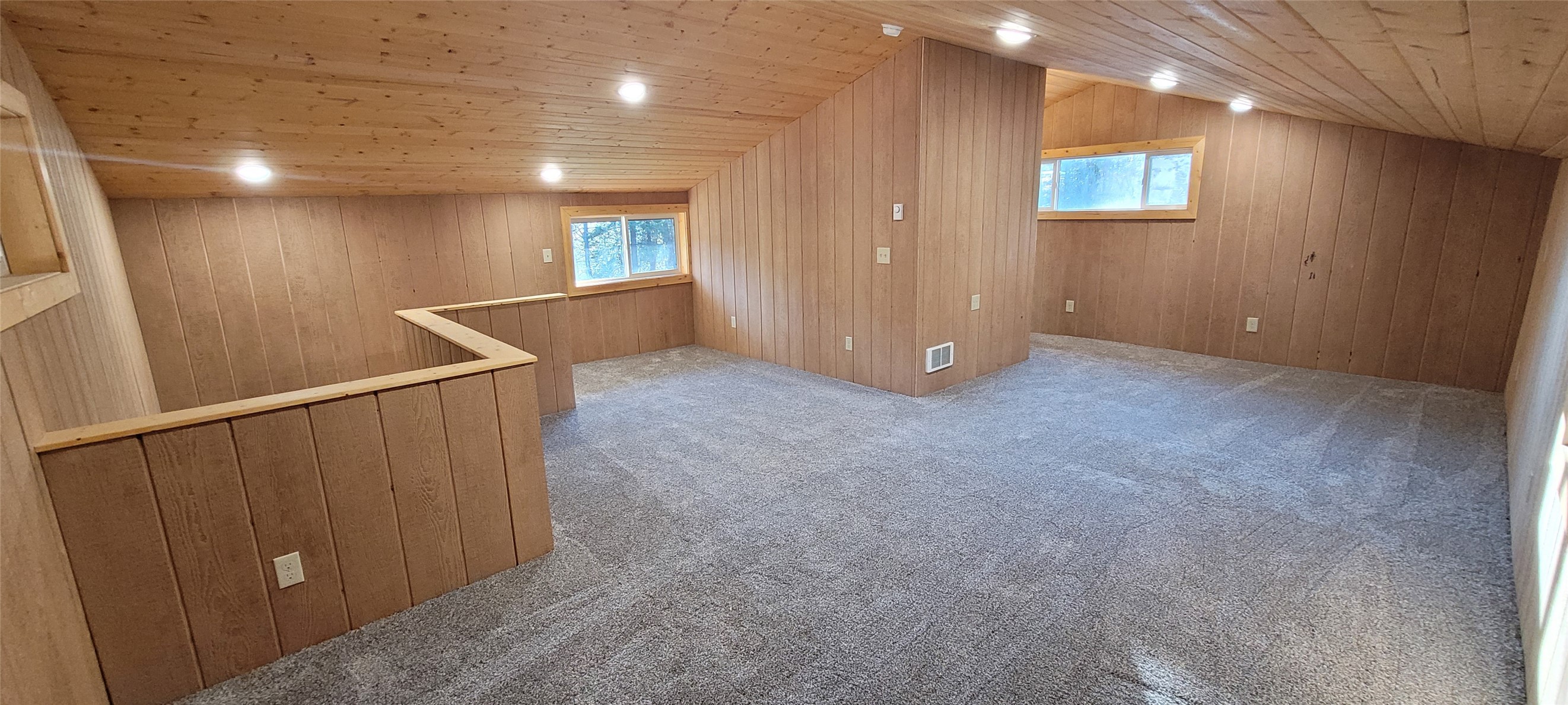 37 Wades Road Property Photo 9