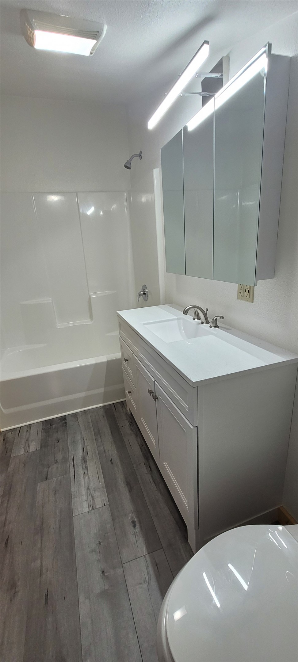37 Wades Road Property Photo 11