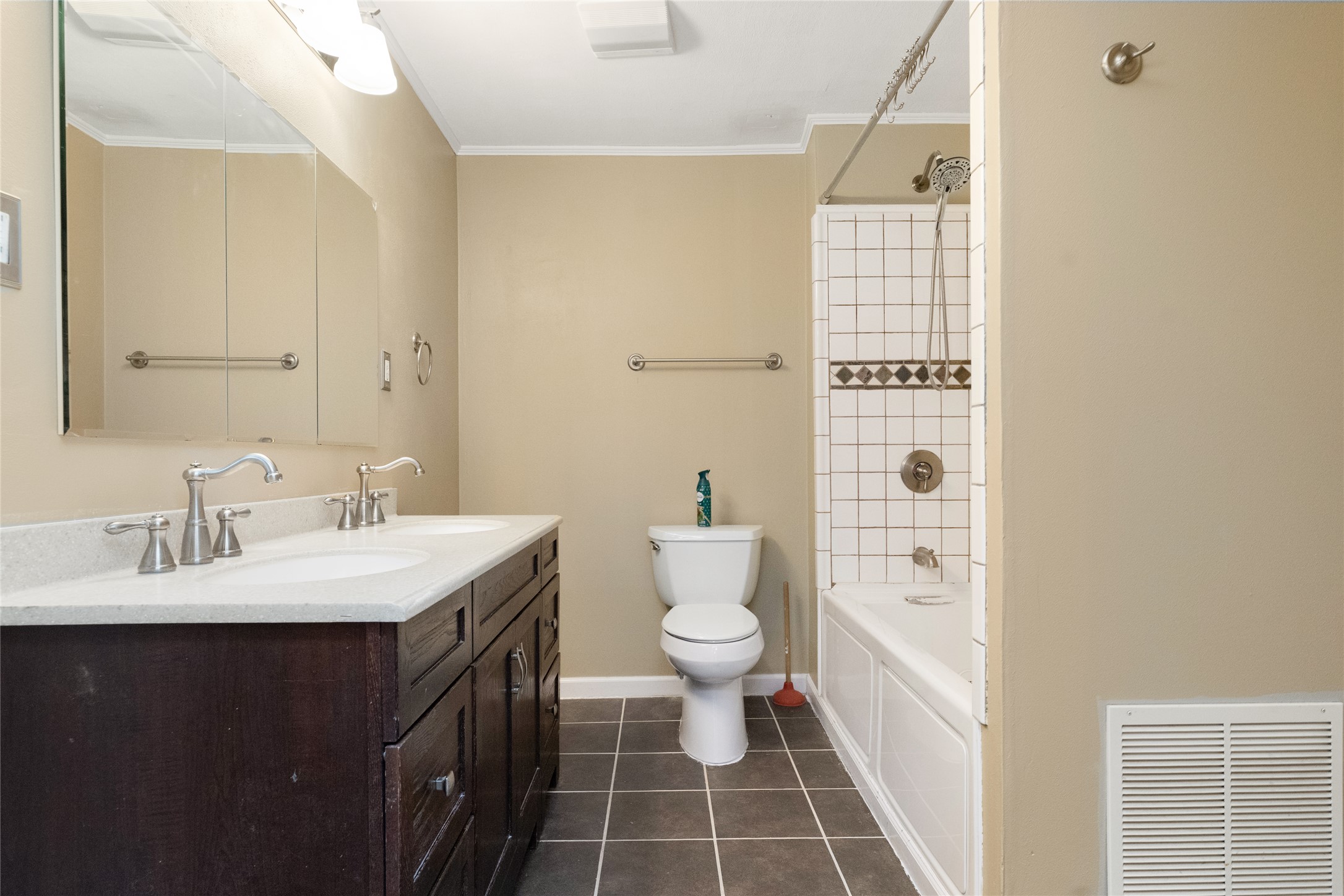 1415 7th Avenue N Property Photo 19