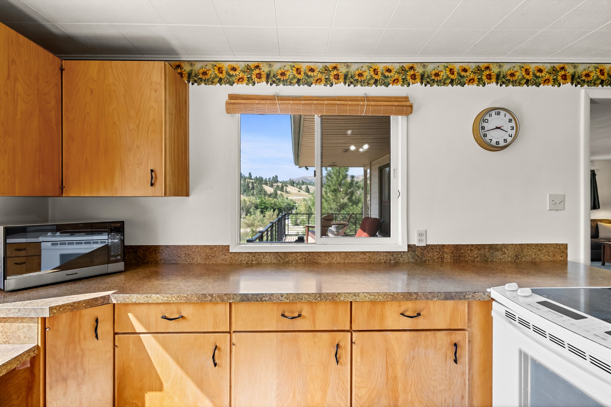 3756 E Shore Drive Property Photo 13