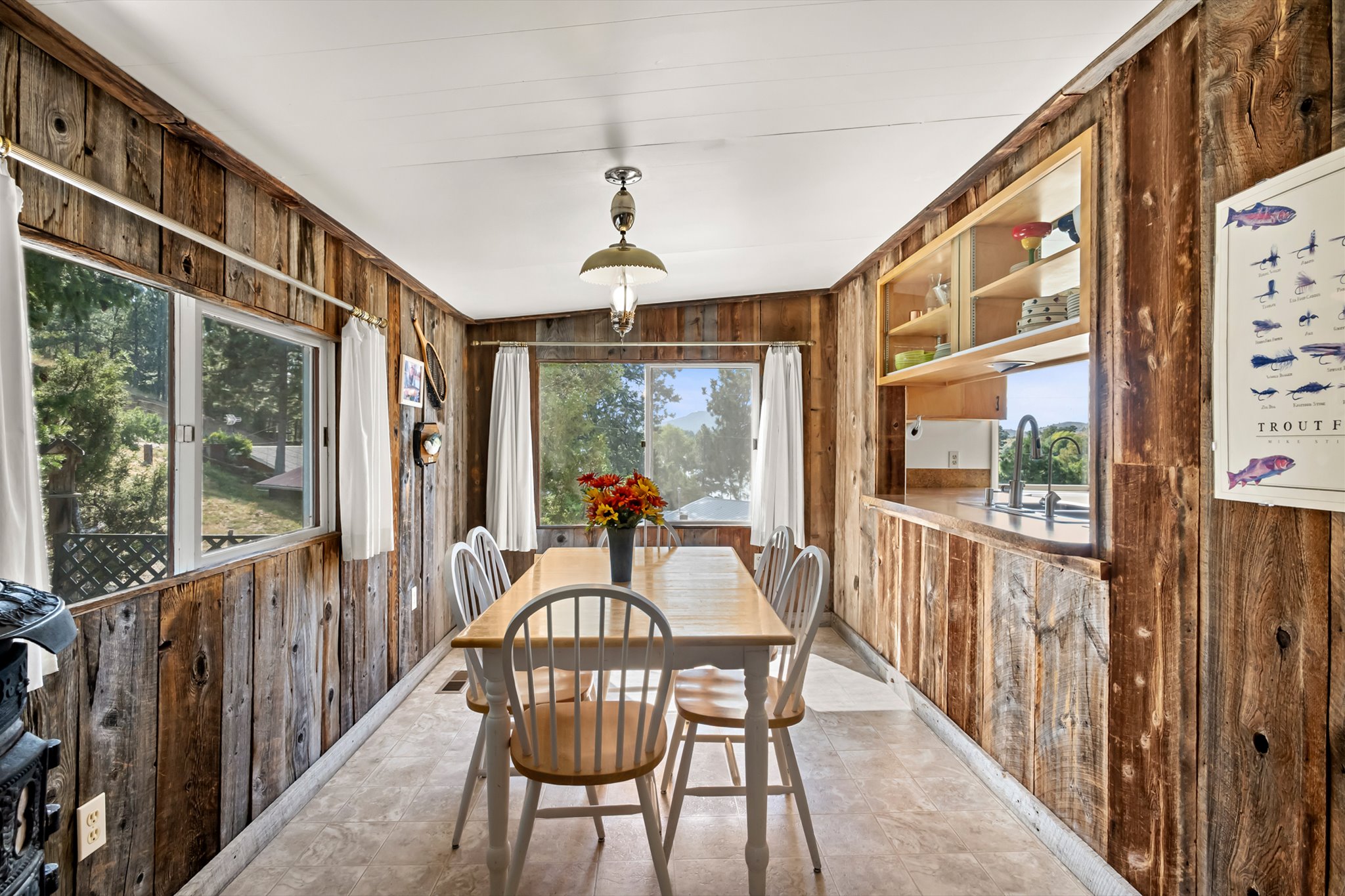 3756 E Shore Drive Property Photo 15