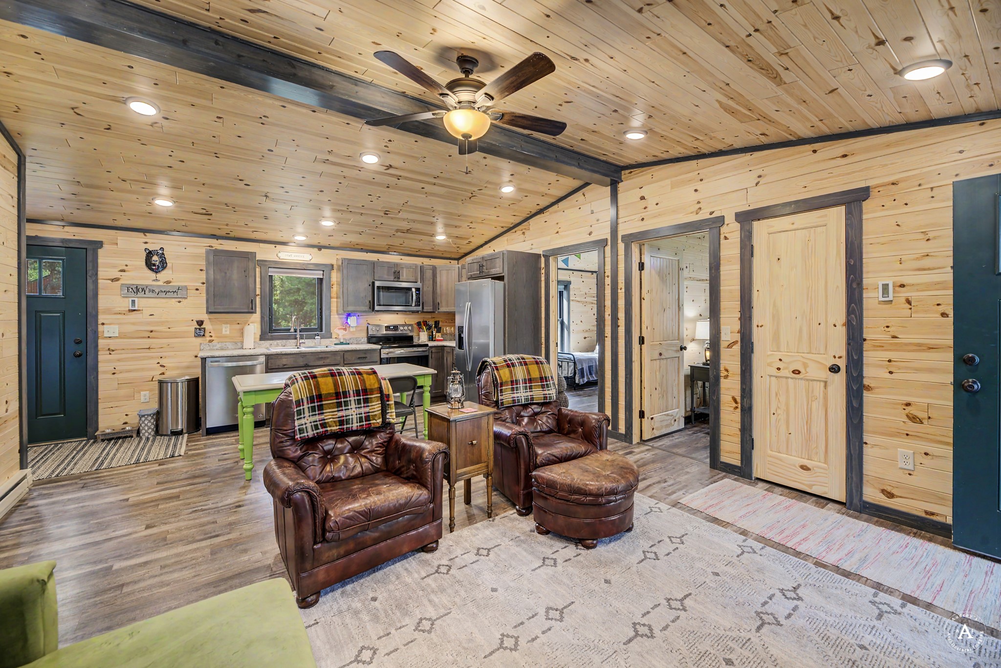 4147 Snow Fleury Lane Property Photo 8