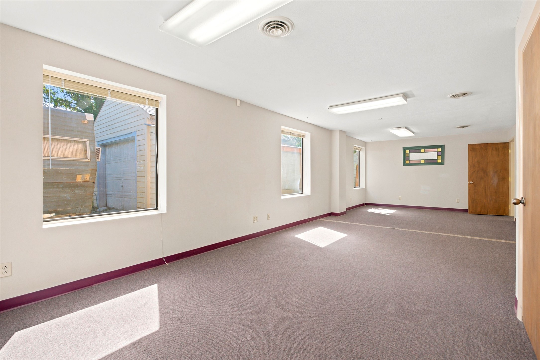 1280 S 3rd Street W Unit B Property Photo 6