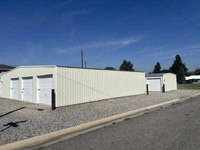 721 / 735 Hobson Avenue Property Photo 16