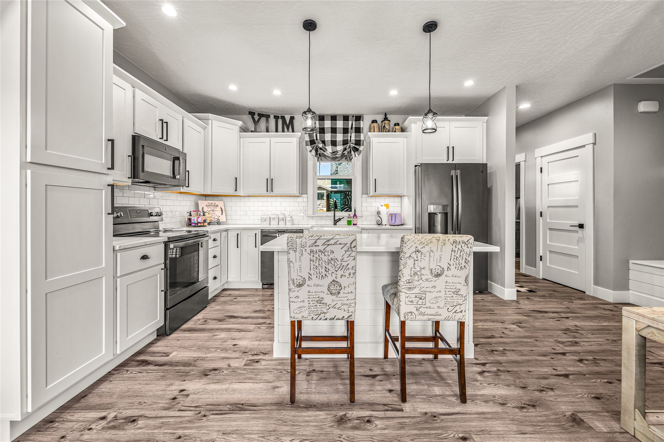 5583 Canyon River Road Property Photo 43