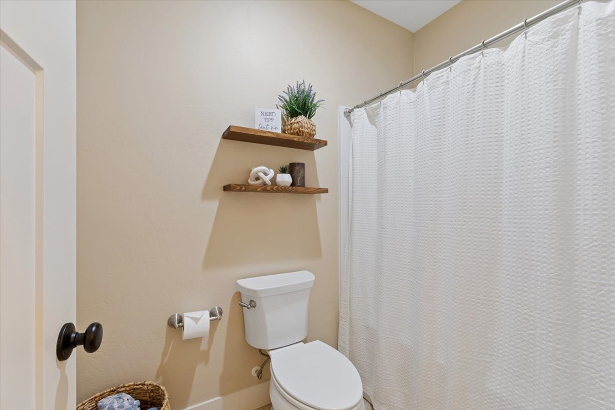 64 Stoneridge Place Property Photo 37