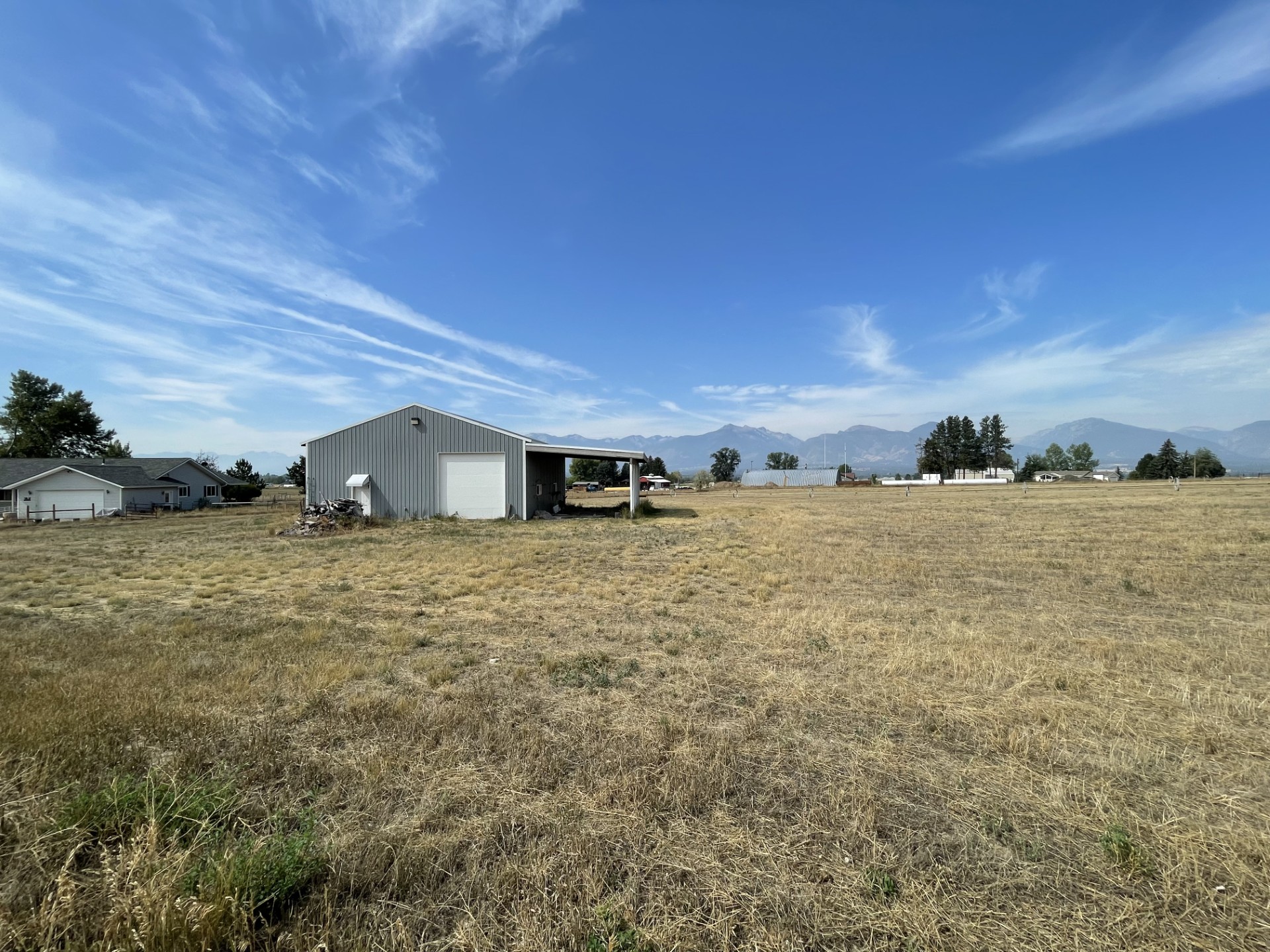 Nhn Saras Place Property Photo 14