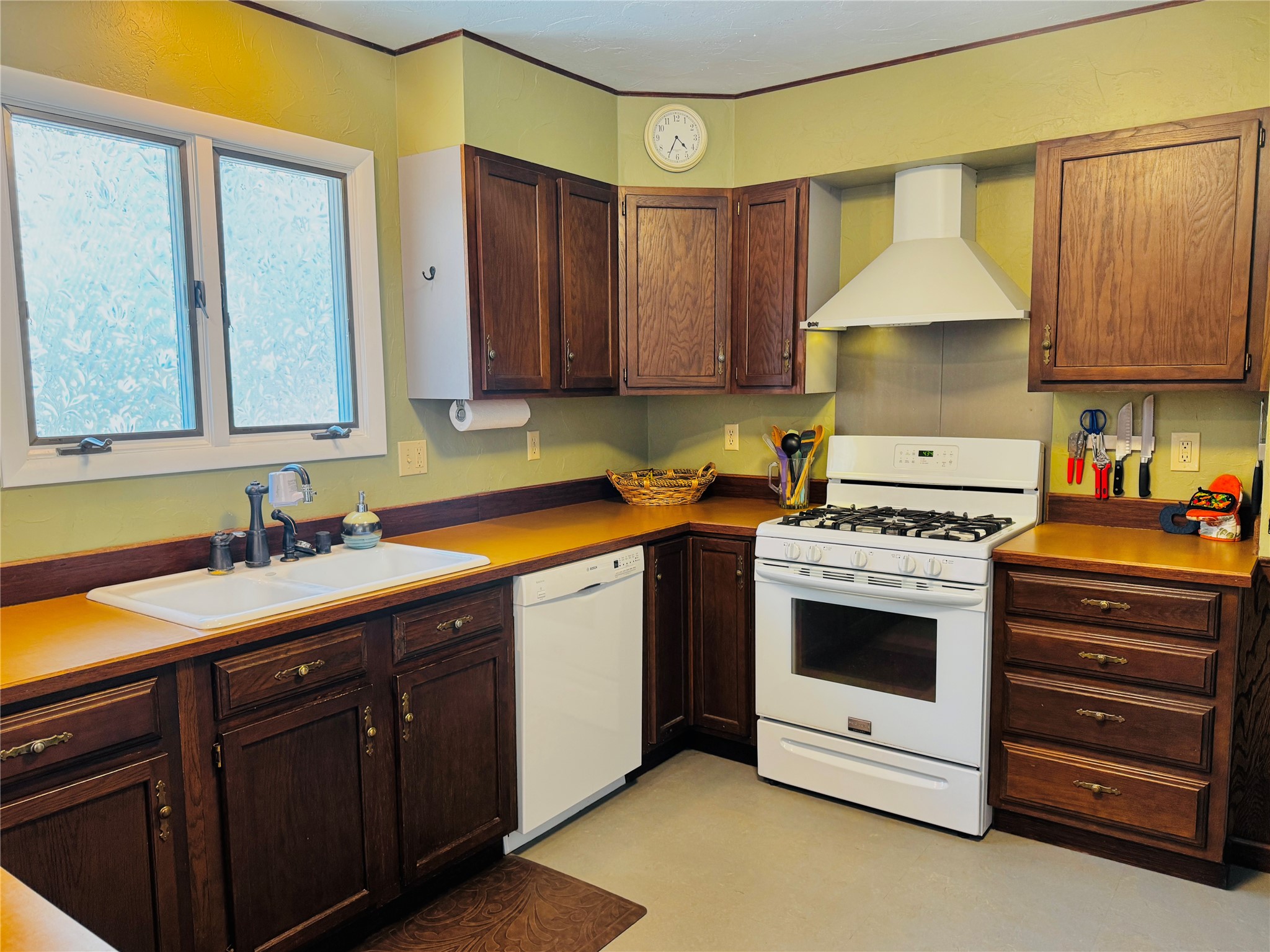 205 E Montana Street Property Photo 11