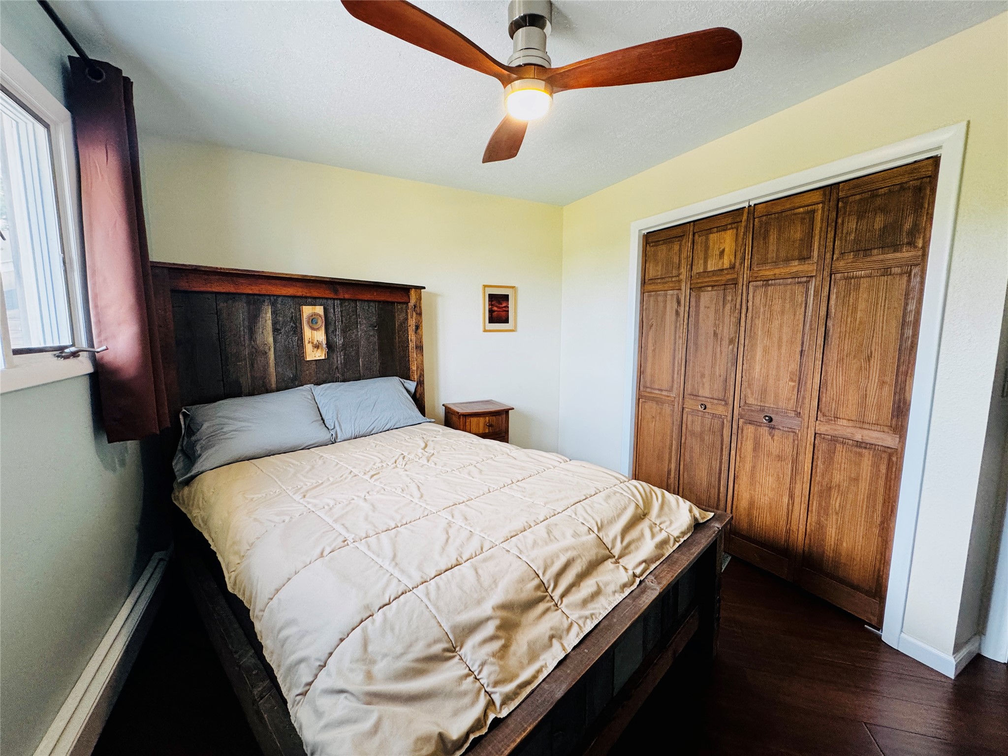 205 E Montana Street Property Photo 17