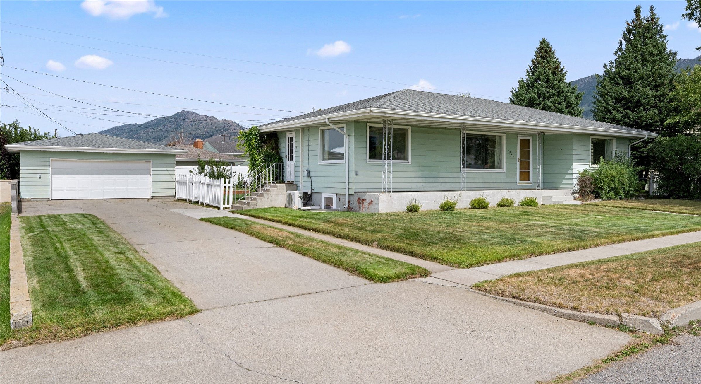 3021 Harvard Avenue Property Photo 1