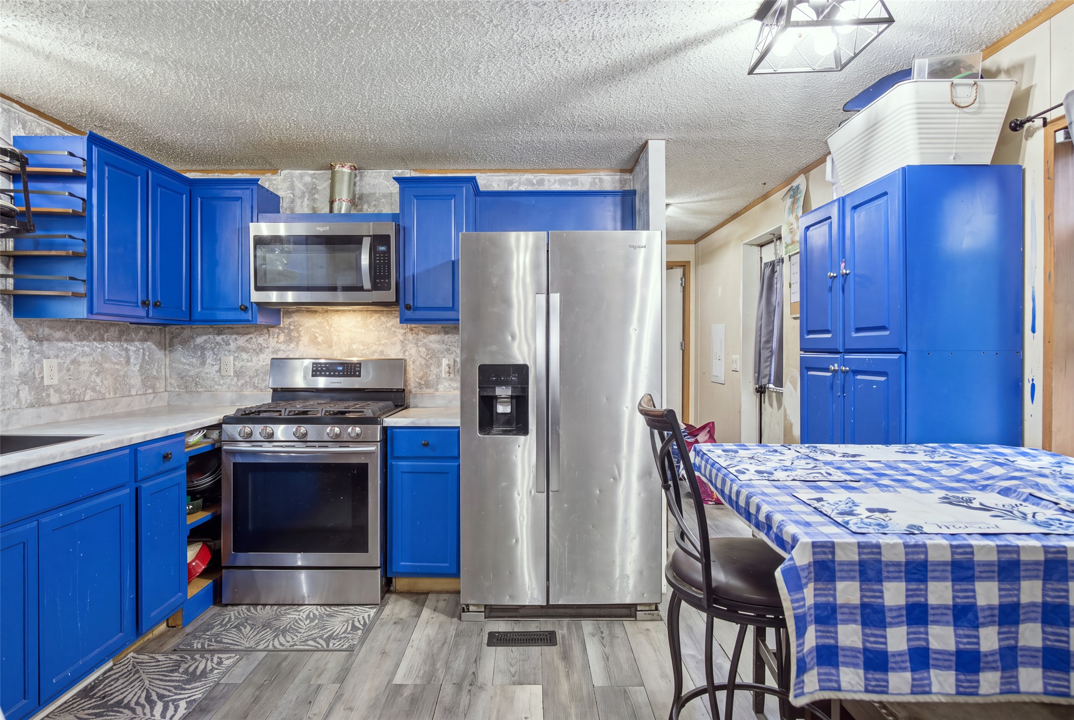 209 N Travois Property Photo 9