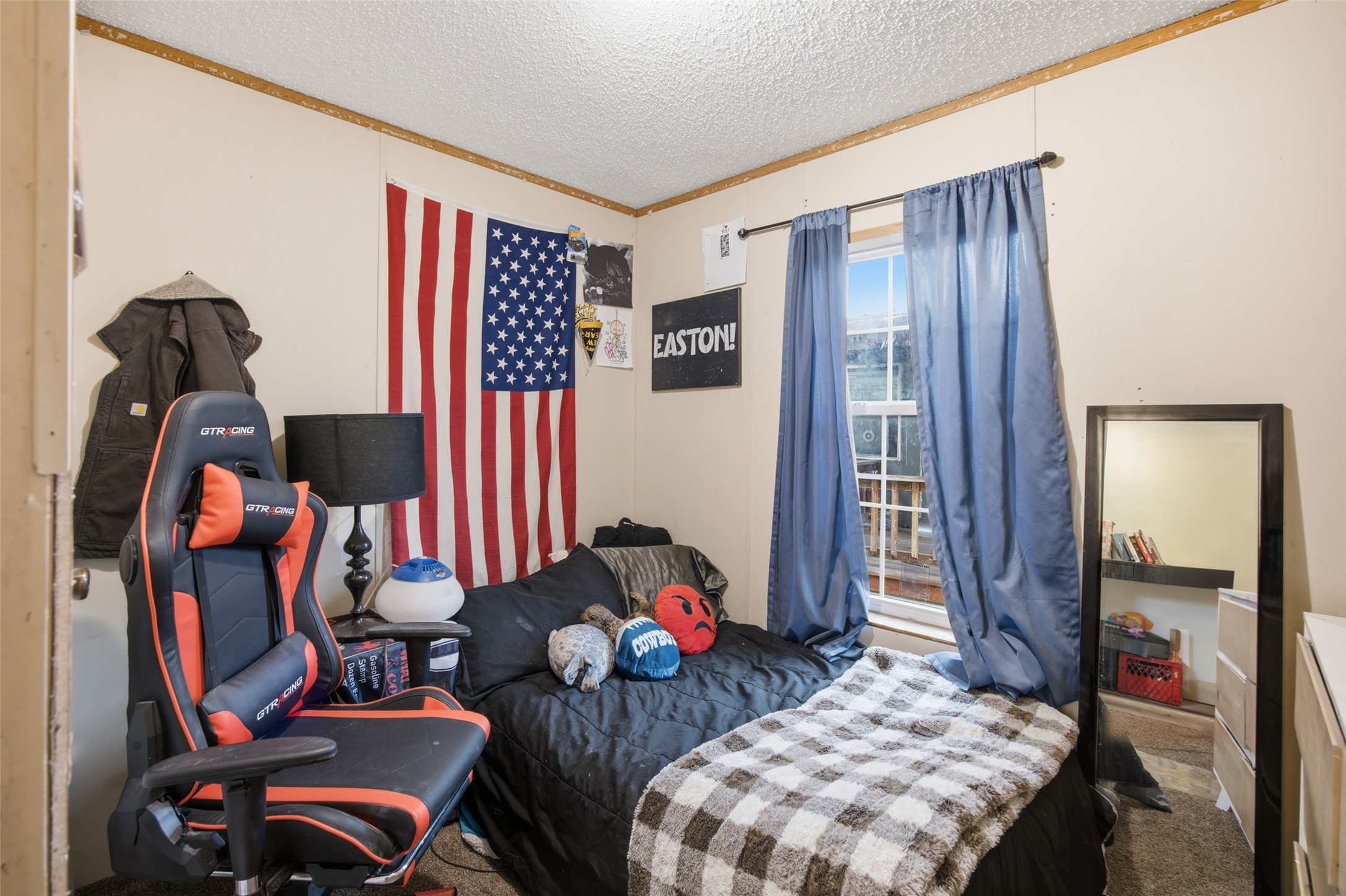 209 N Travois Property Photo 13