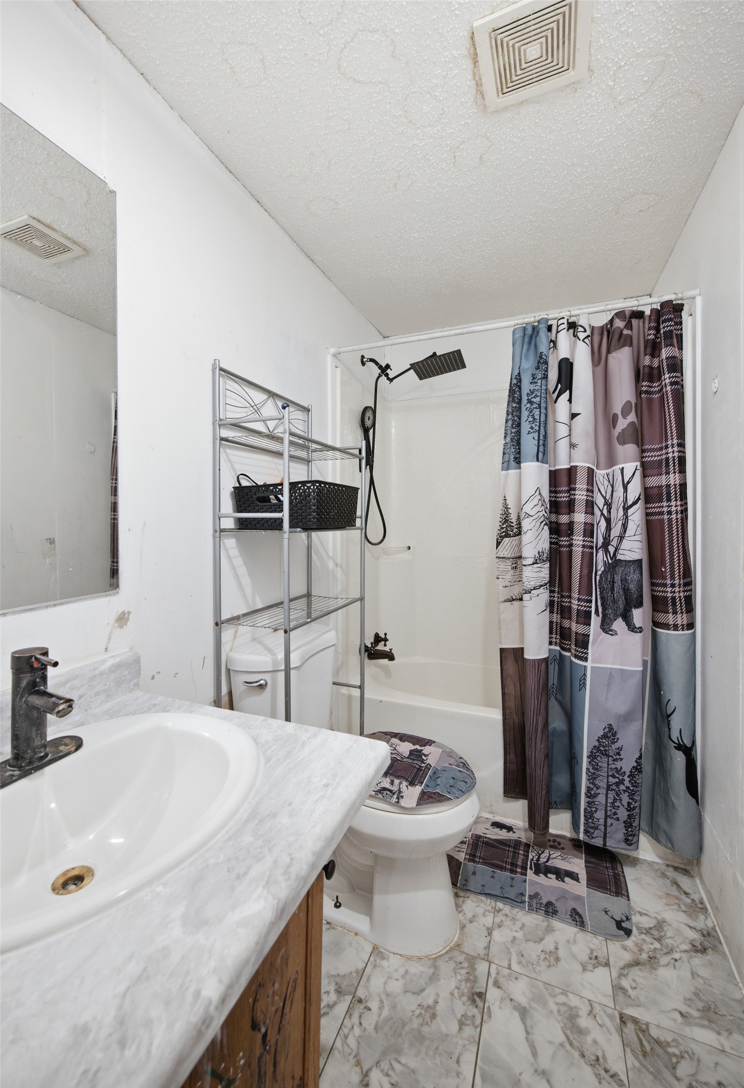 209 N Travois Property Photo 15