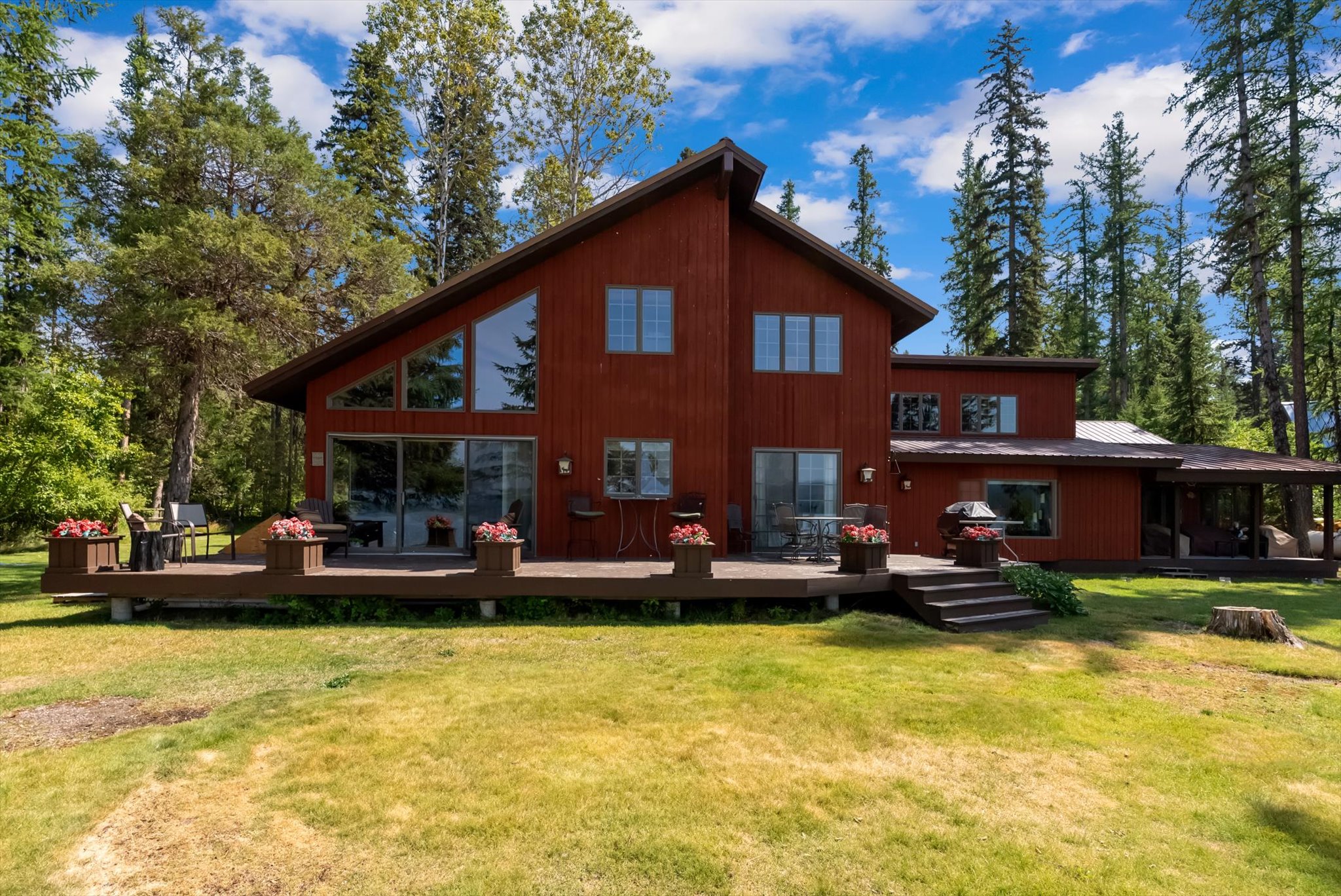 355 Enchanted Forest Road Property Photo 2