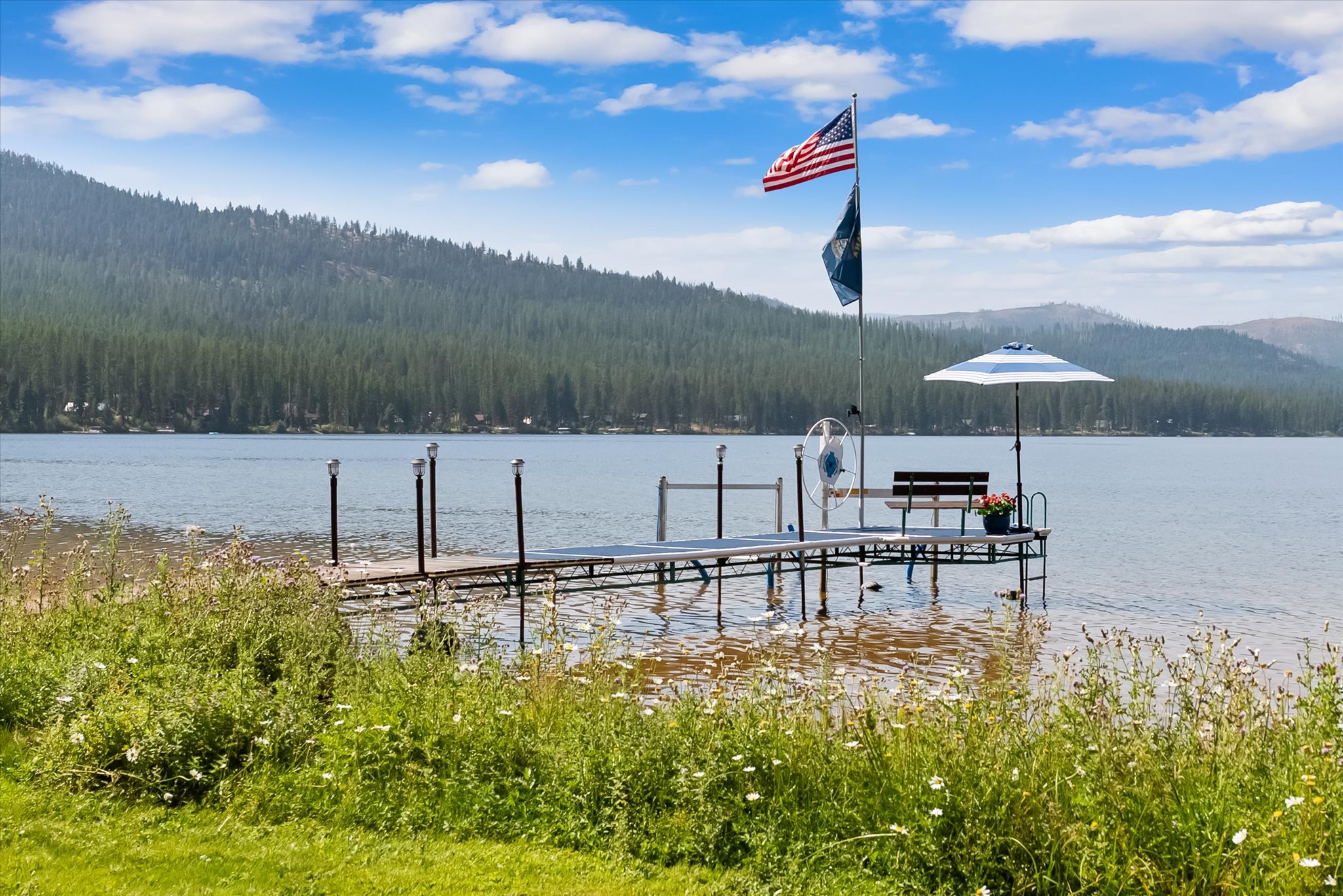 355 Enchanted Forest Road Property Photo 3