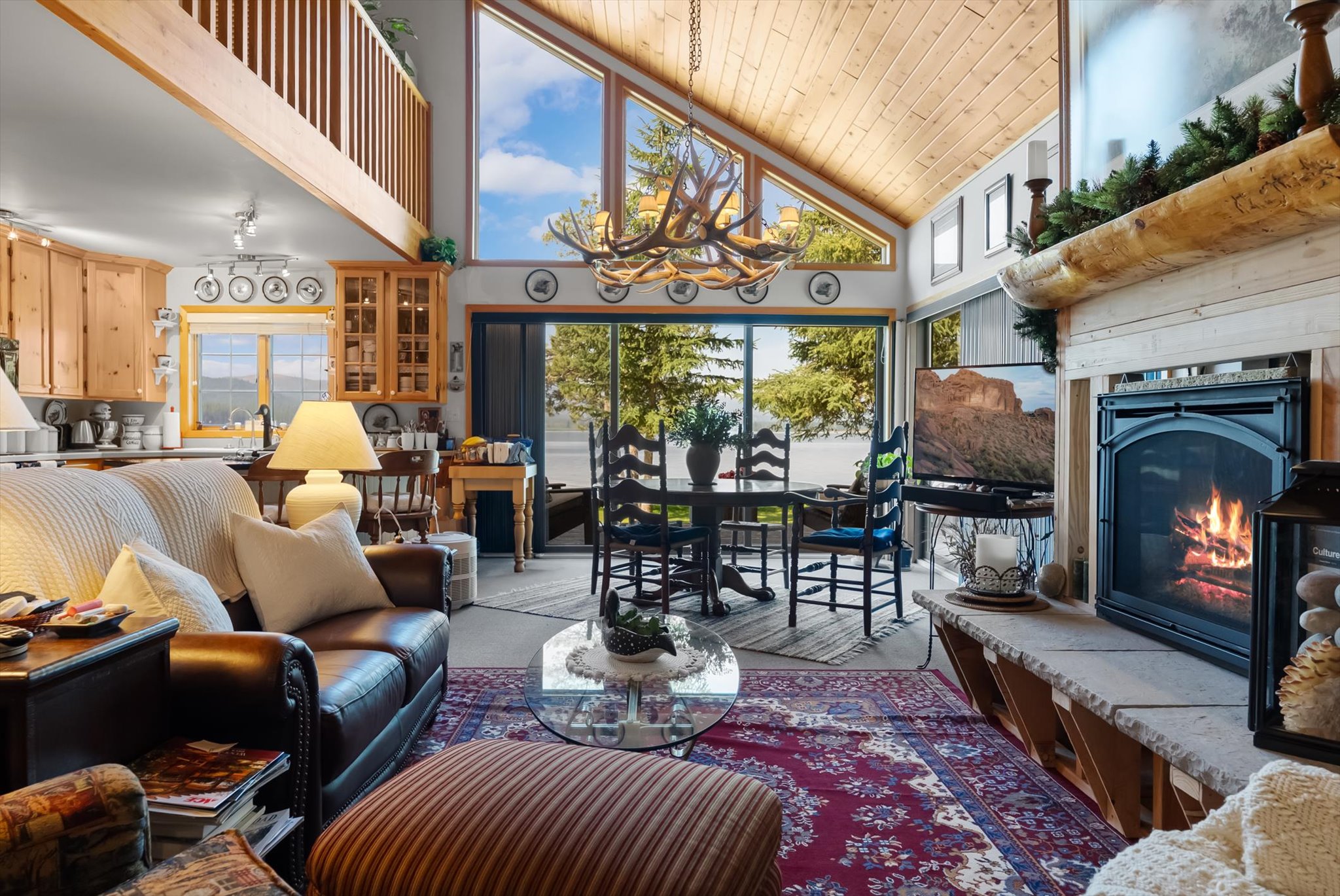 355 Enchanted Forest Road Property Photo 17