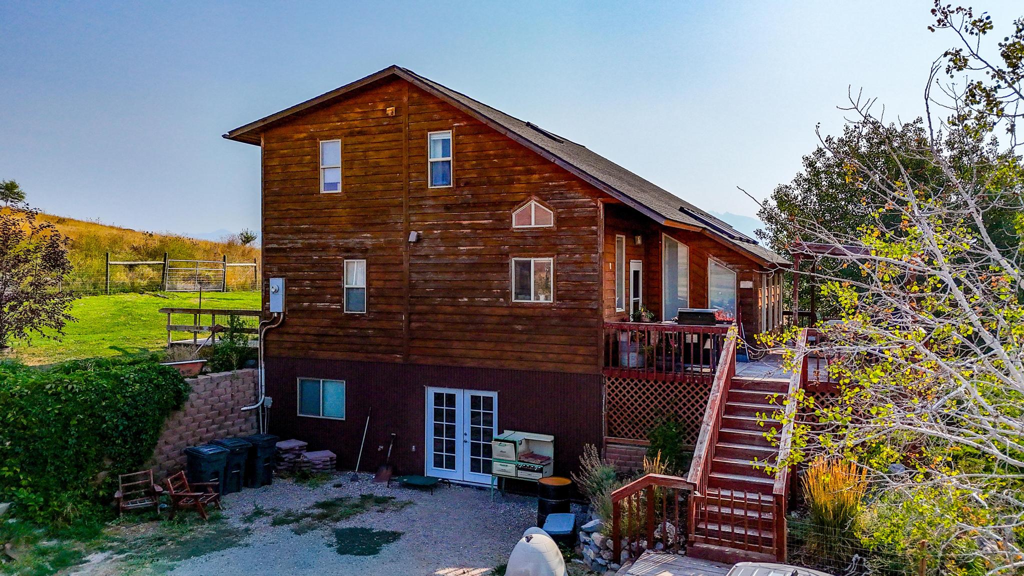 42464 Ridgeway Road Property Photo 1