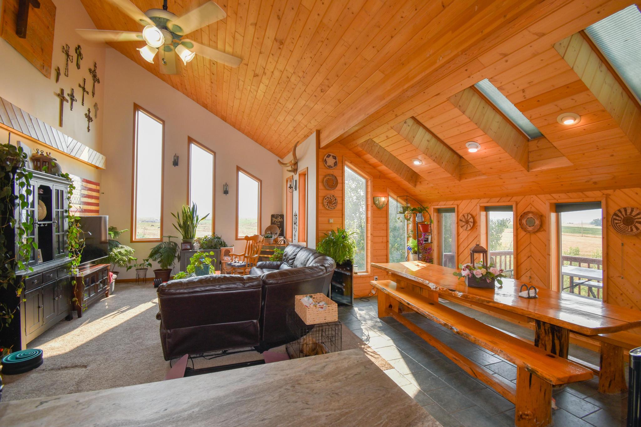 42464 Ridgeway Road Property Photo 6