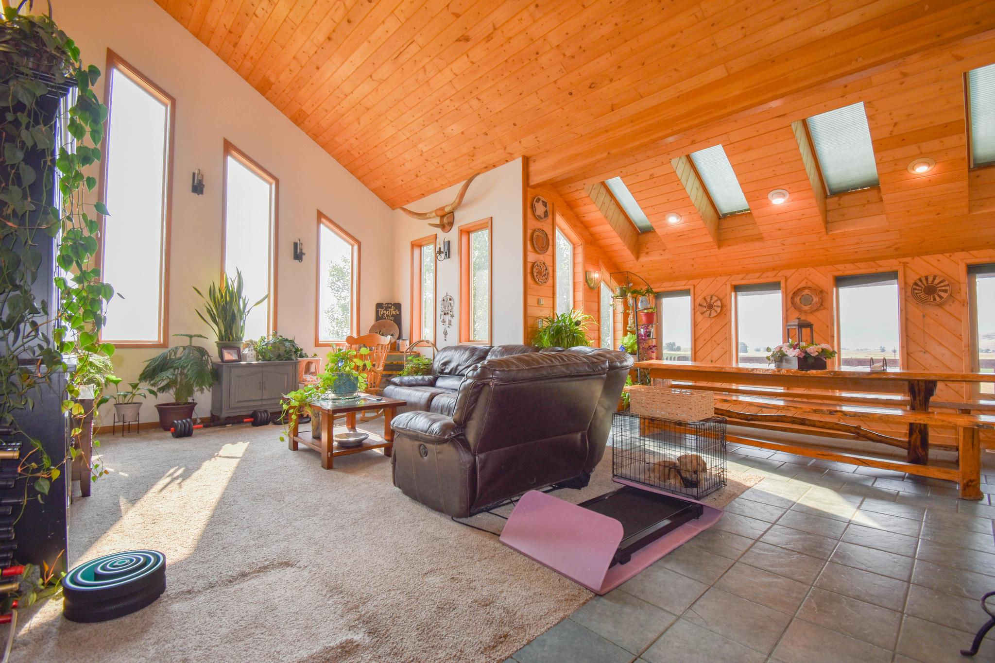 42464 Ridgeway Road Property Photo 7