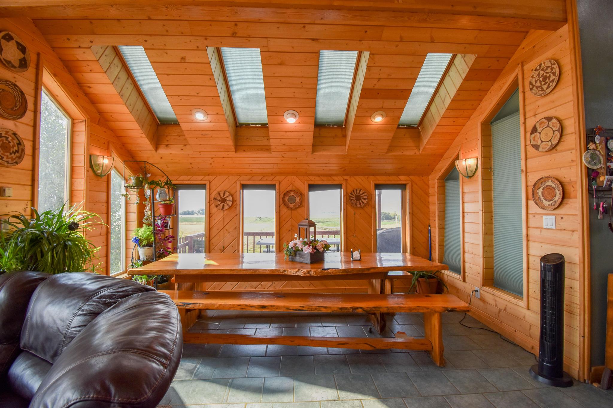42464 Ridgeway Road Property Photo 8