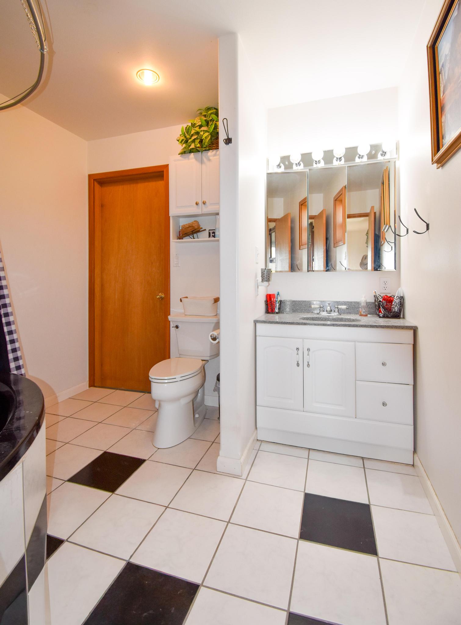 42464 Ridgeway Road Property Photo 14