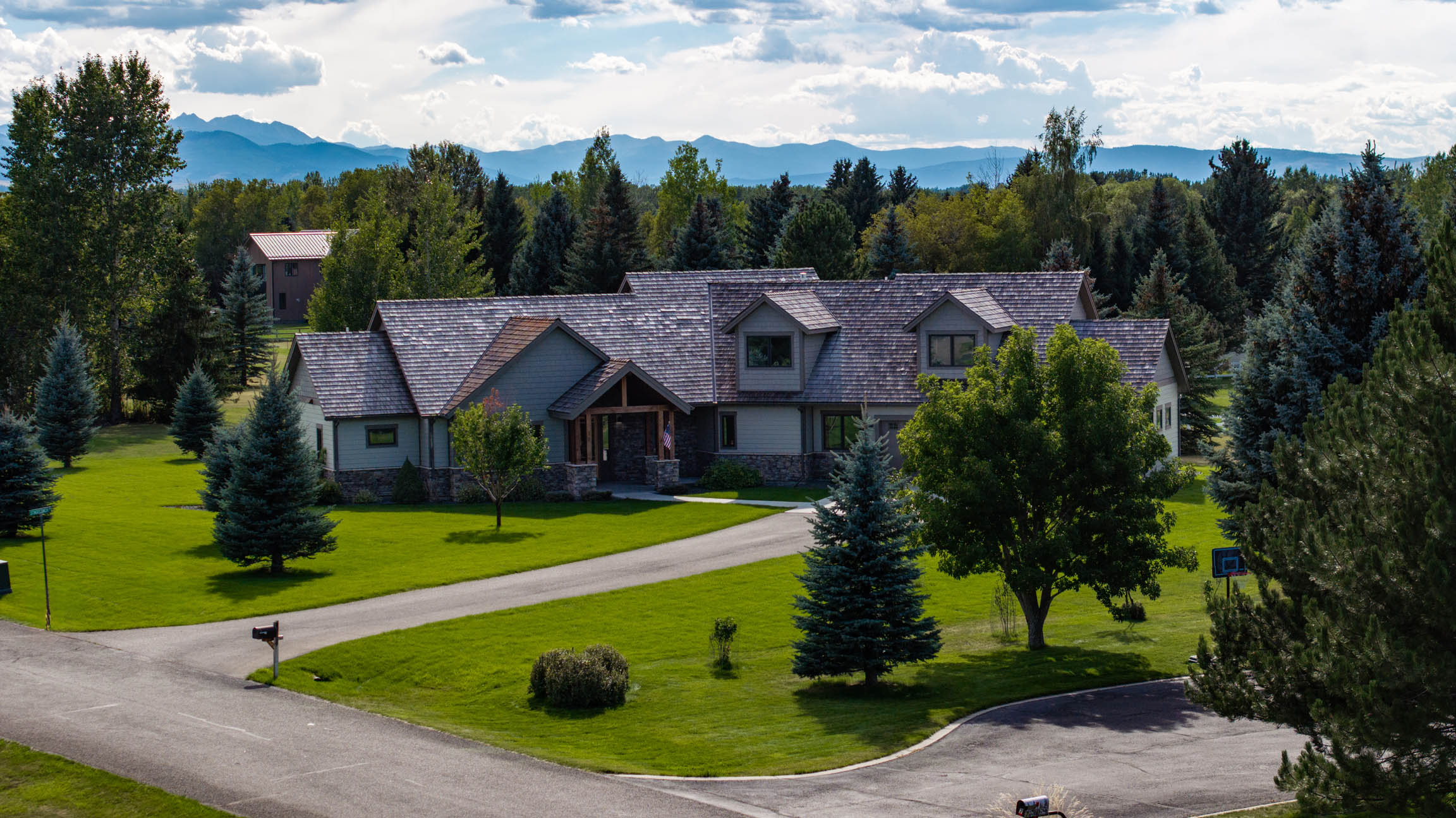 9 Lariat Loop Property Photo 19