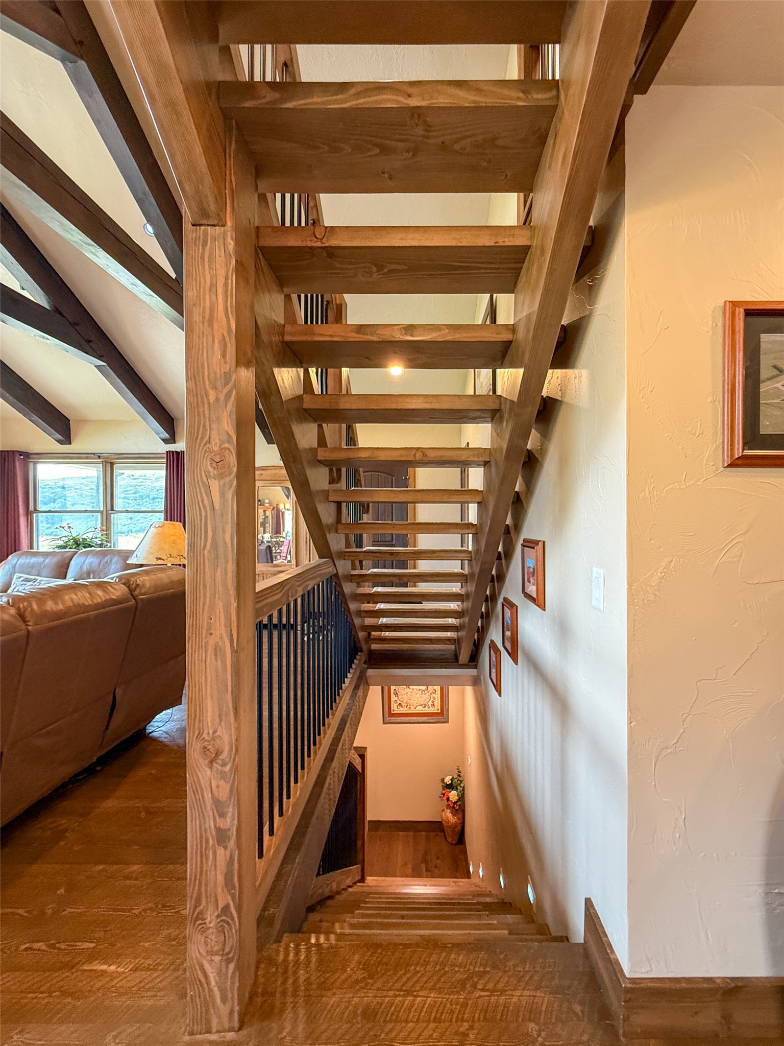 247 Armington Road Property Photo 10