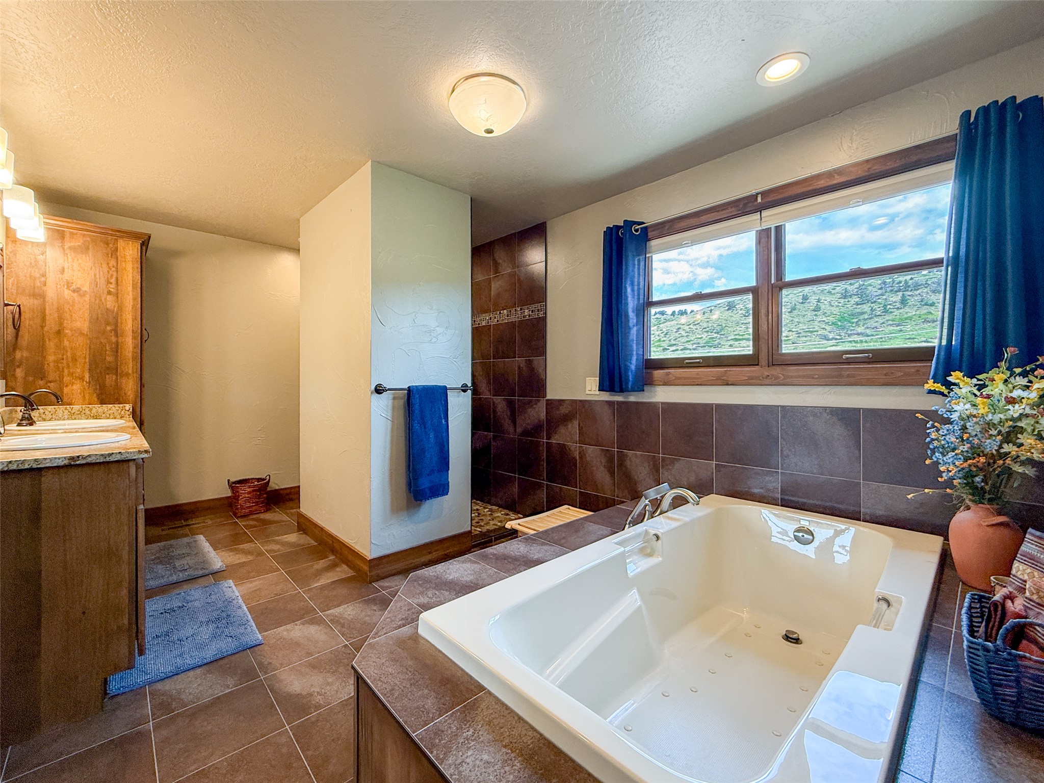 247 Armington Road Property Photo 44
