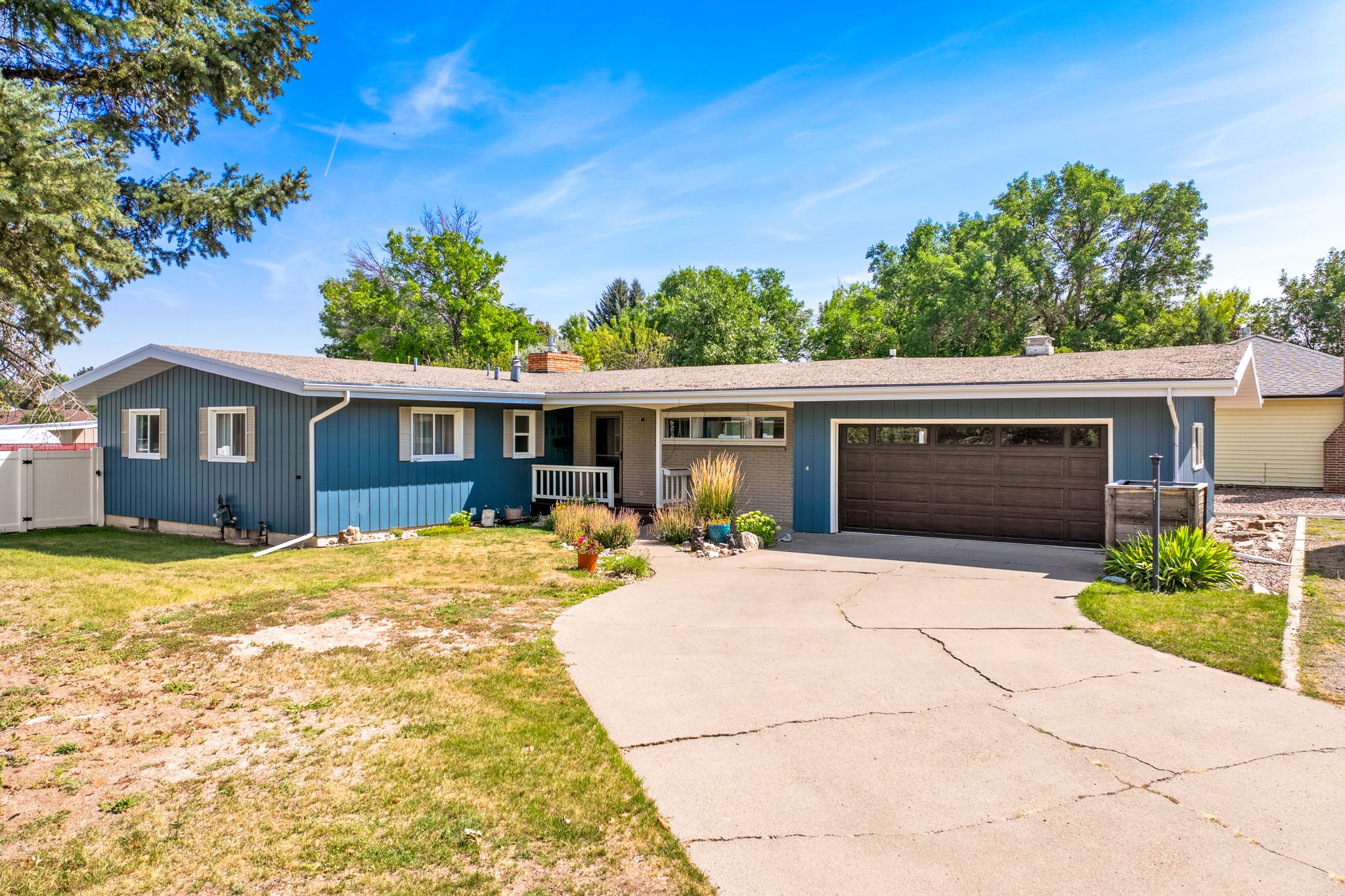 1224 Buena Drive Property Photo 1