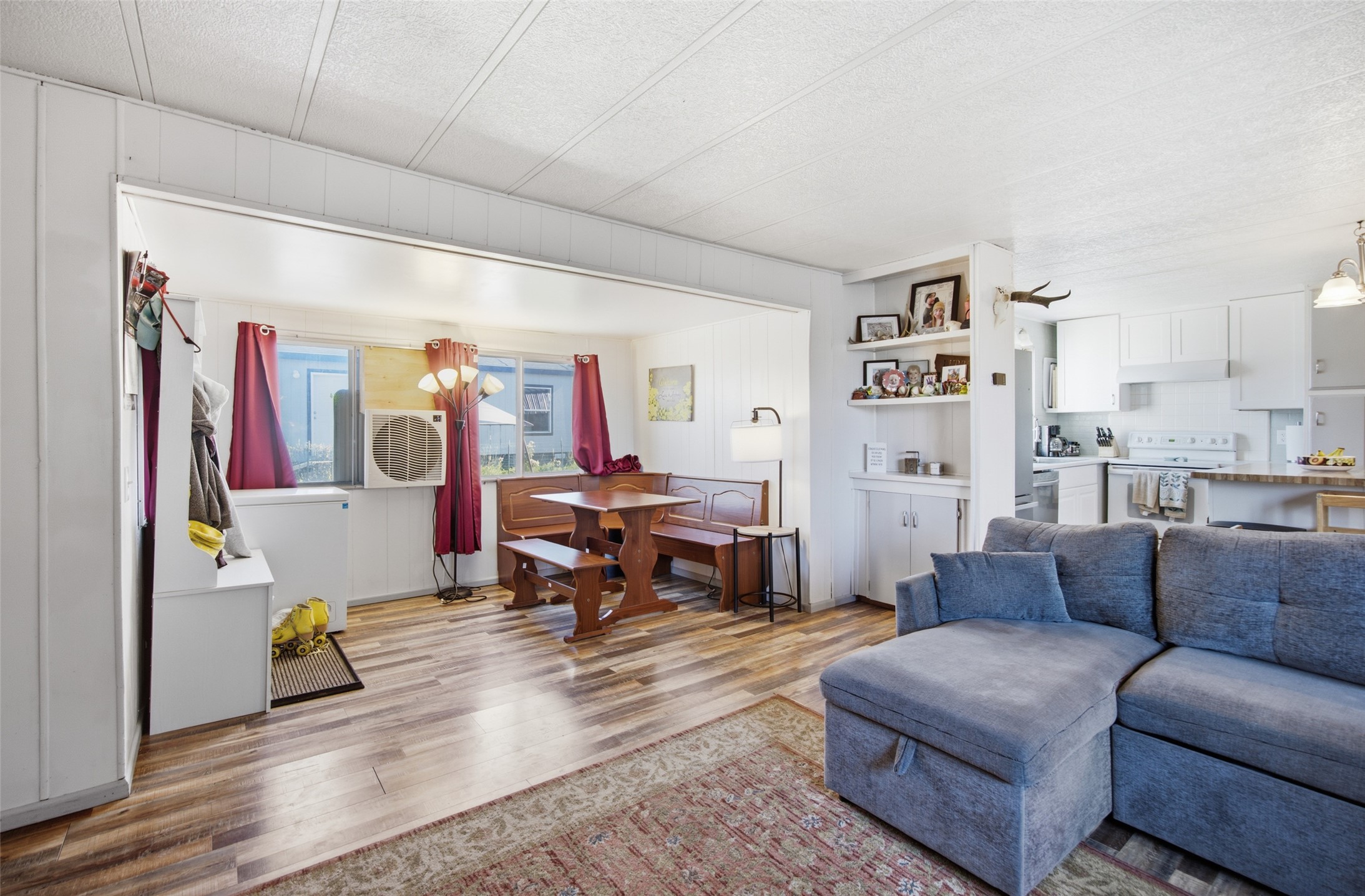 6331 Buena Vista Loop W Property Photo 8