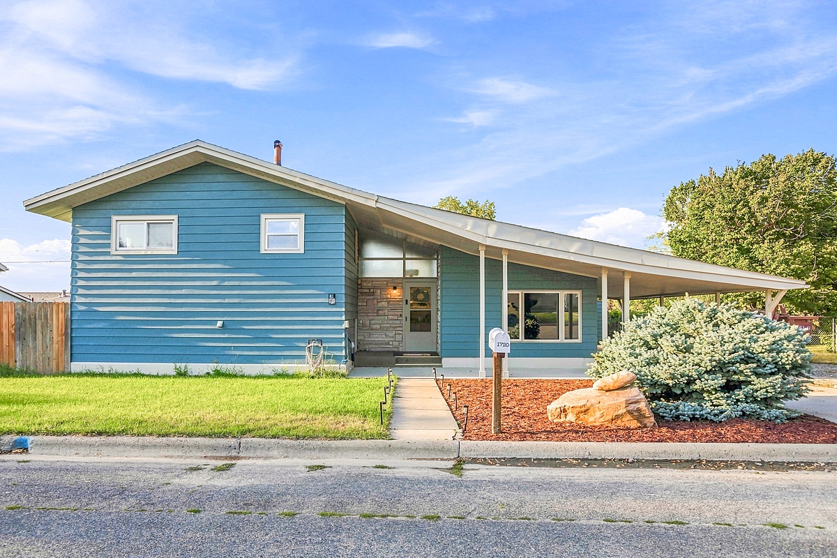 1720 Golden Street Property Photo 1