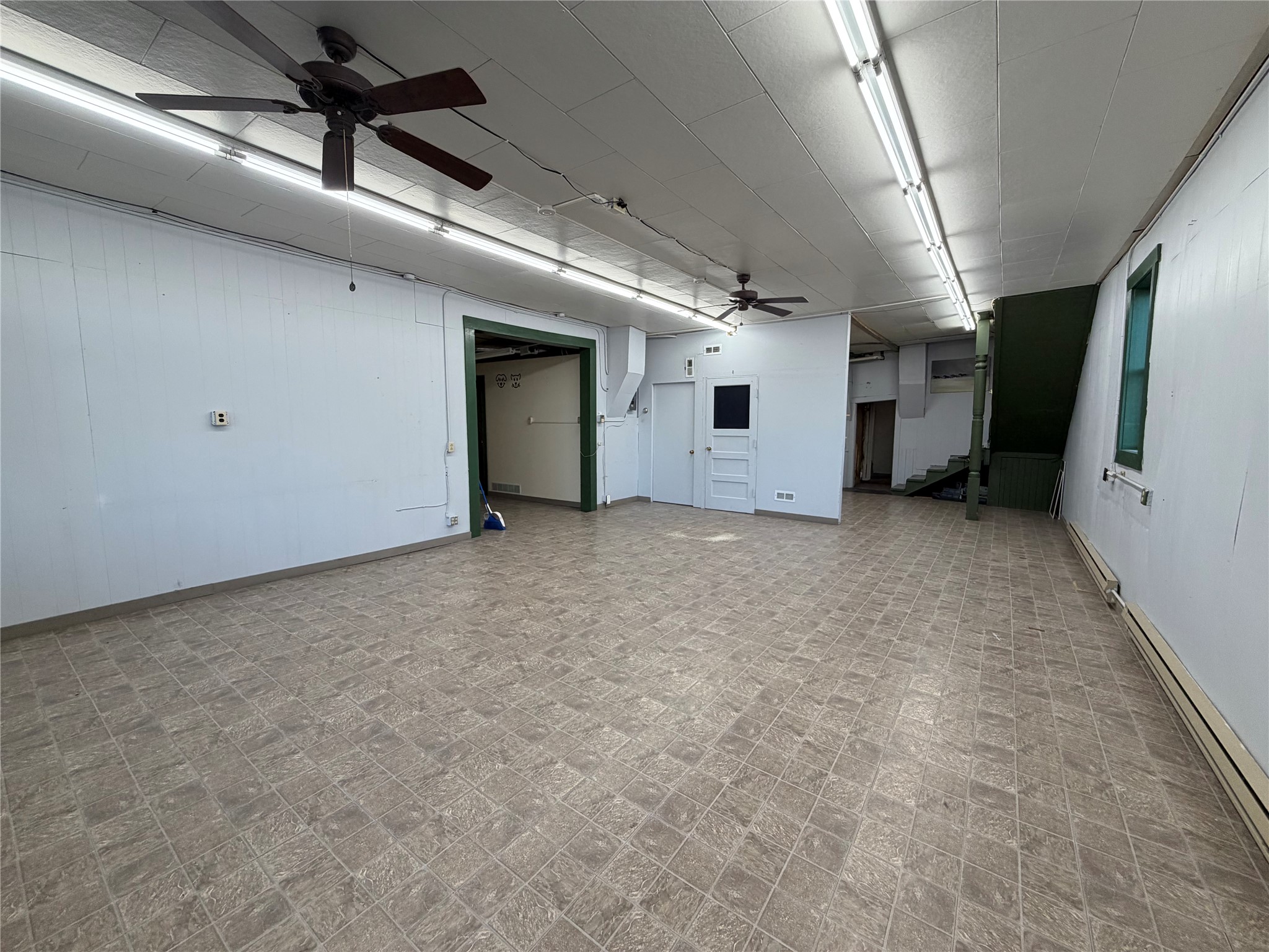 17 Front Street N Property Photo 39