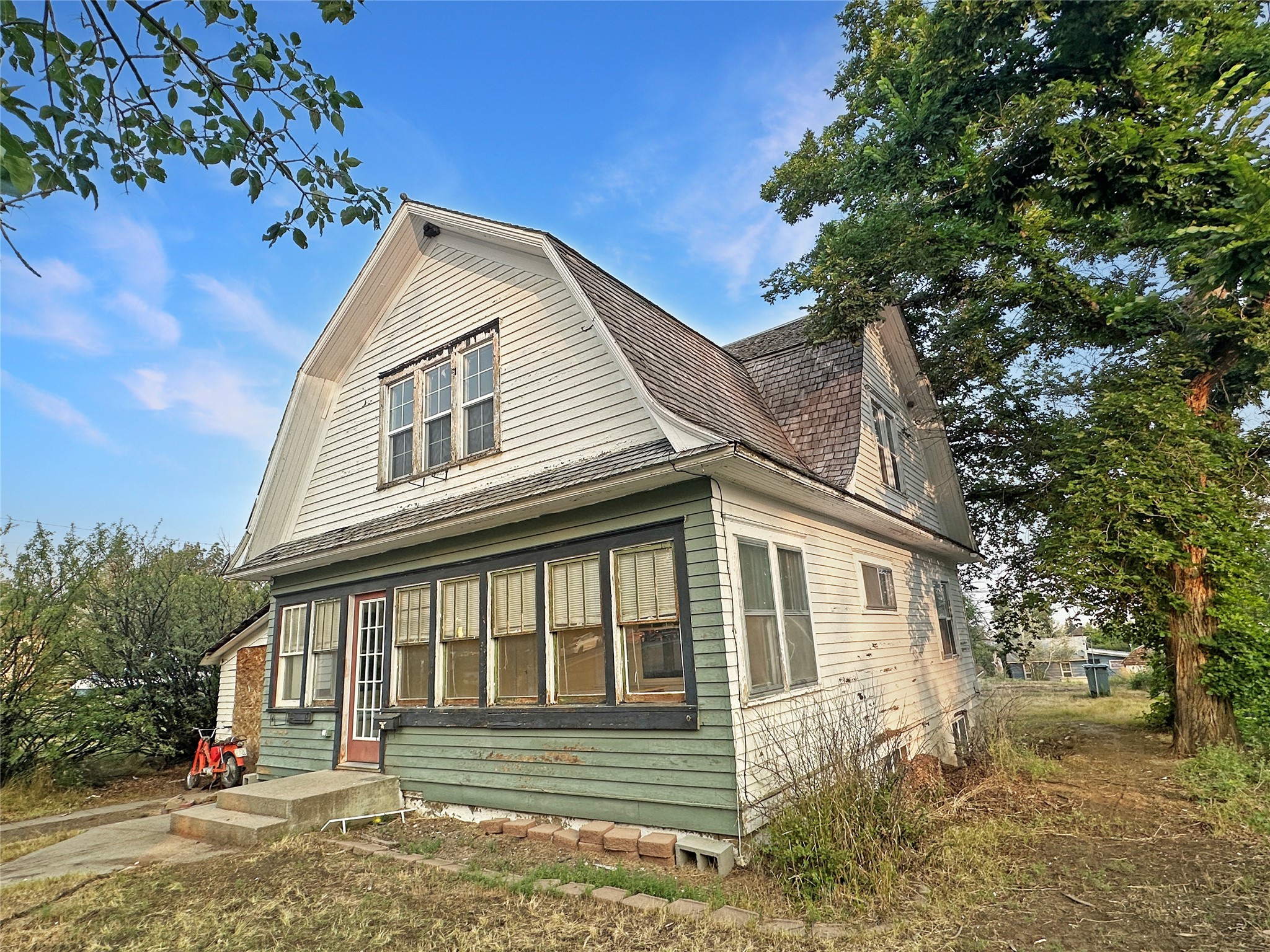 138 2nd Avenue Se Property Photo 1