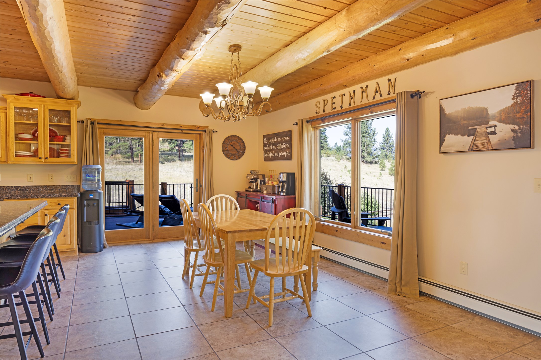 1201 Shaw Lane Property Photo 11