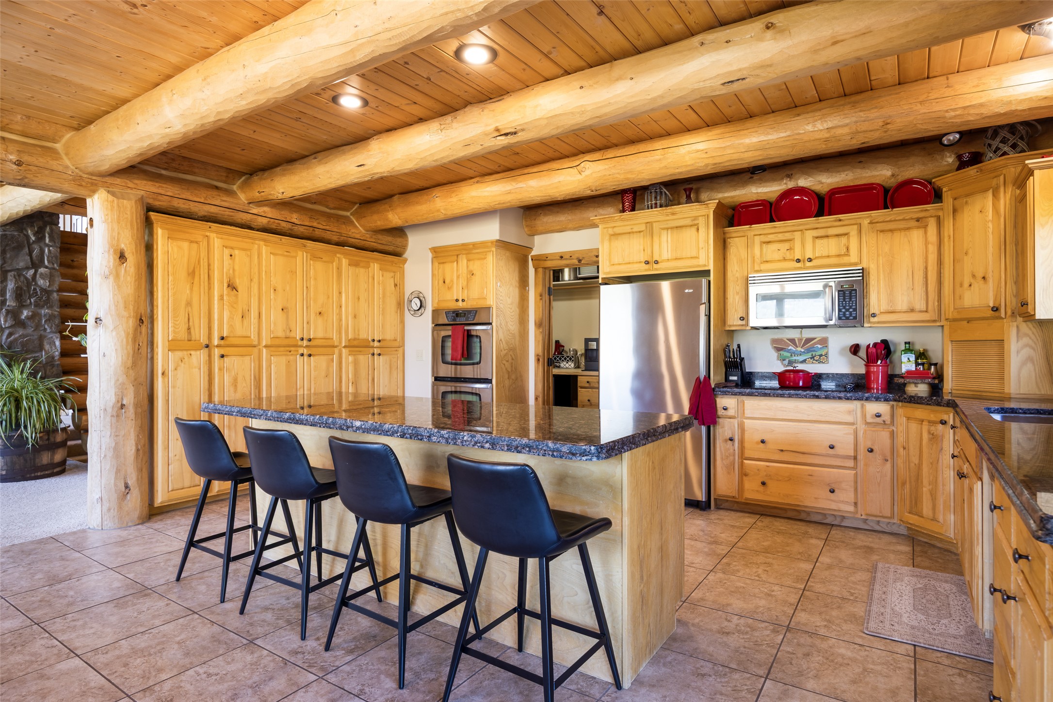 1201 Shaw Lane Property Photo 16